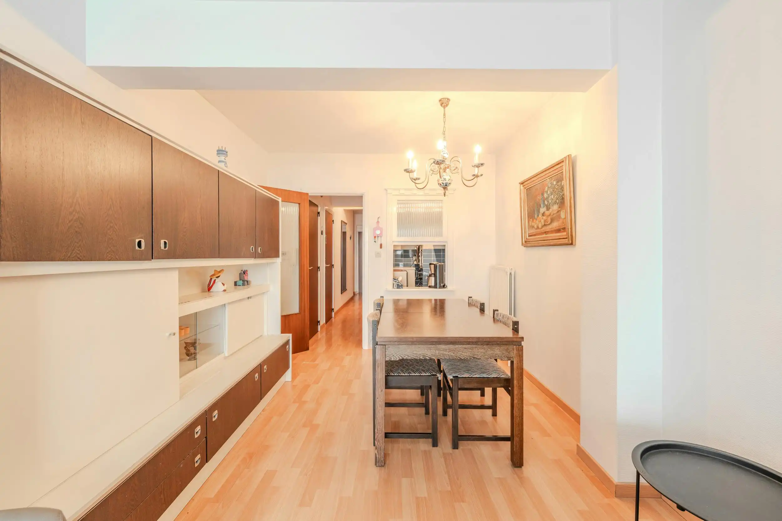 Appartement met 2 slaapkamers en terras op de Zeedijk! foto 6