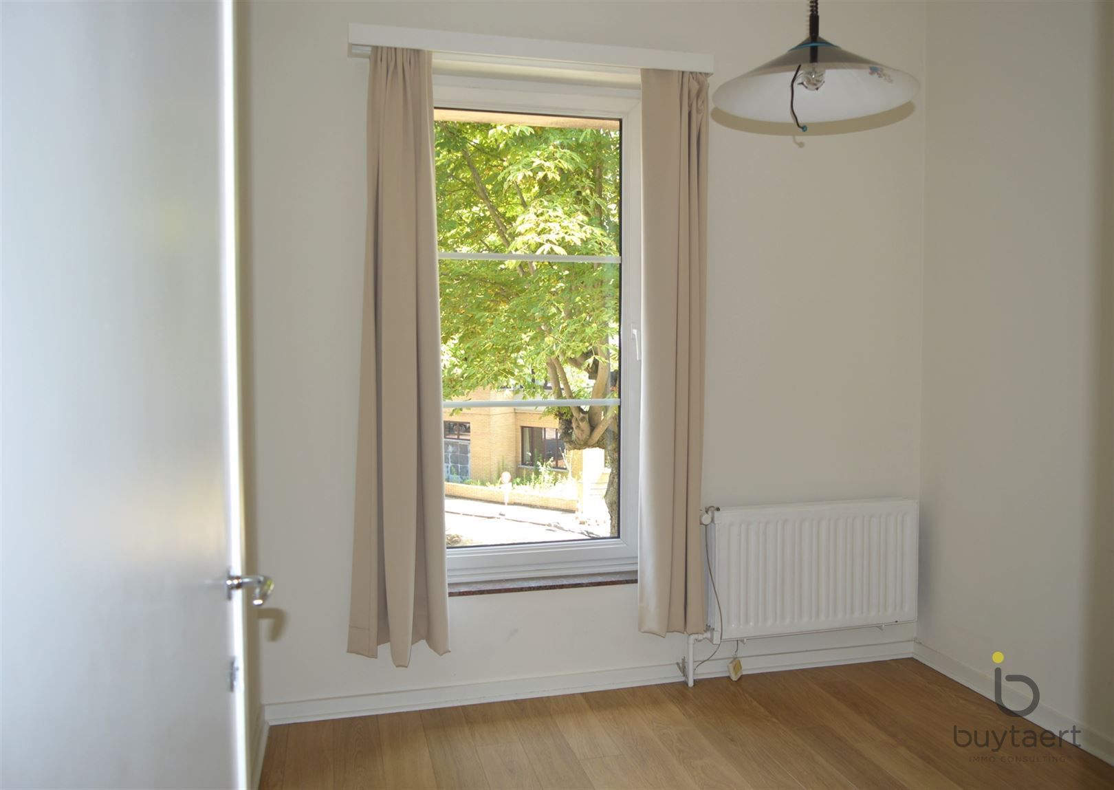Een authentiek Art-Deco woning  in het welgekende "Pullhof". foto 17