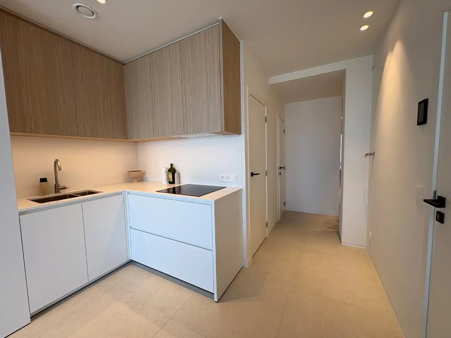 Prachtig vernieuwd appartement te huur op jaarbasis – Zeedijk foto 4
