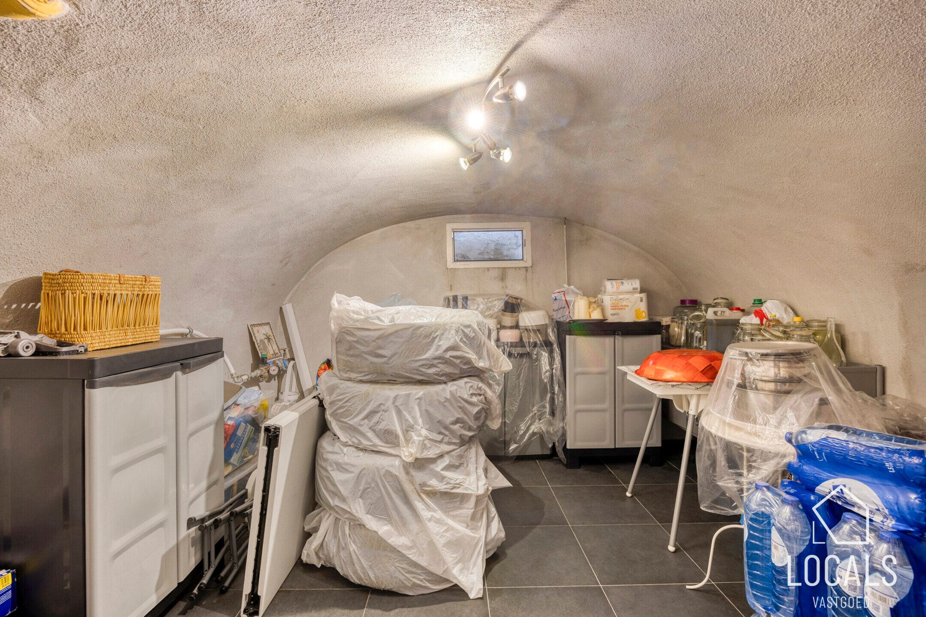 Instapklare gezinswoning te koop in hartje Denderleeuw foto 13