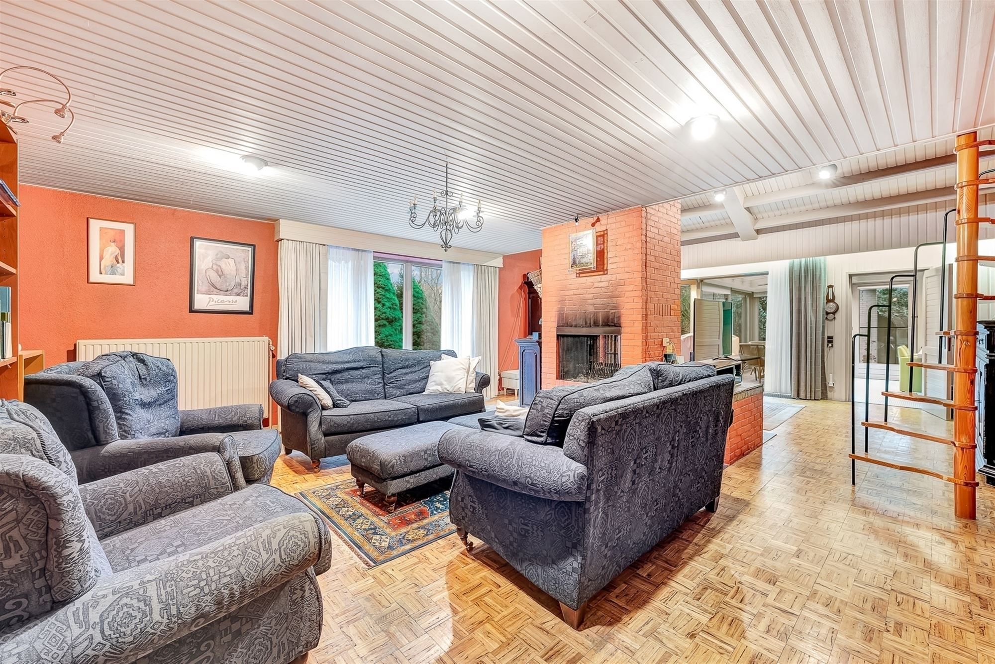 ZEER RUIME EN KARAKTERVOLLE WONING GELEGEN OP EEN BREED, UITGESTREKT EN ZUIDELIJK GEORIËNTEERD PERCEEL VAN 36A20CA TE BALEN (HULSEN) foto 5