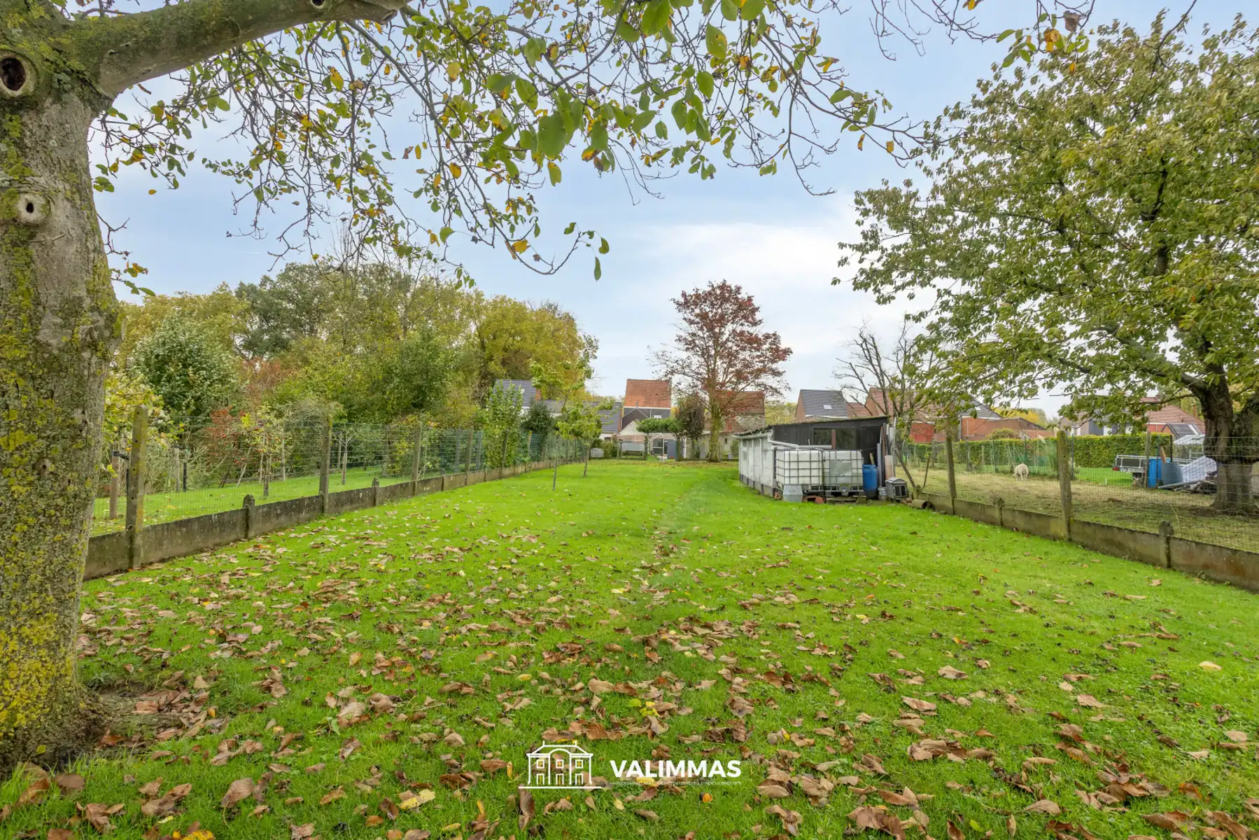 Prachtig gelegen gerenoveerde driegevelwoning met grote tuin foto 20