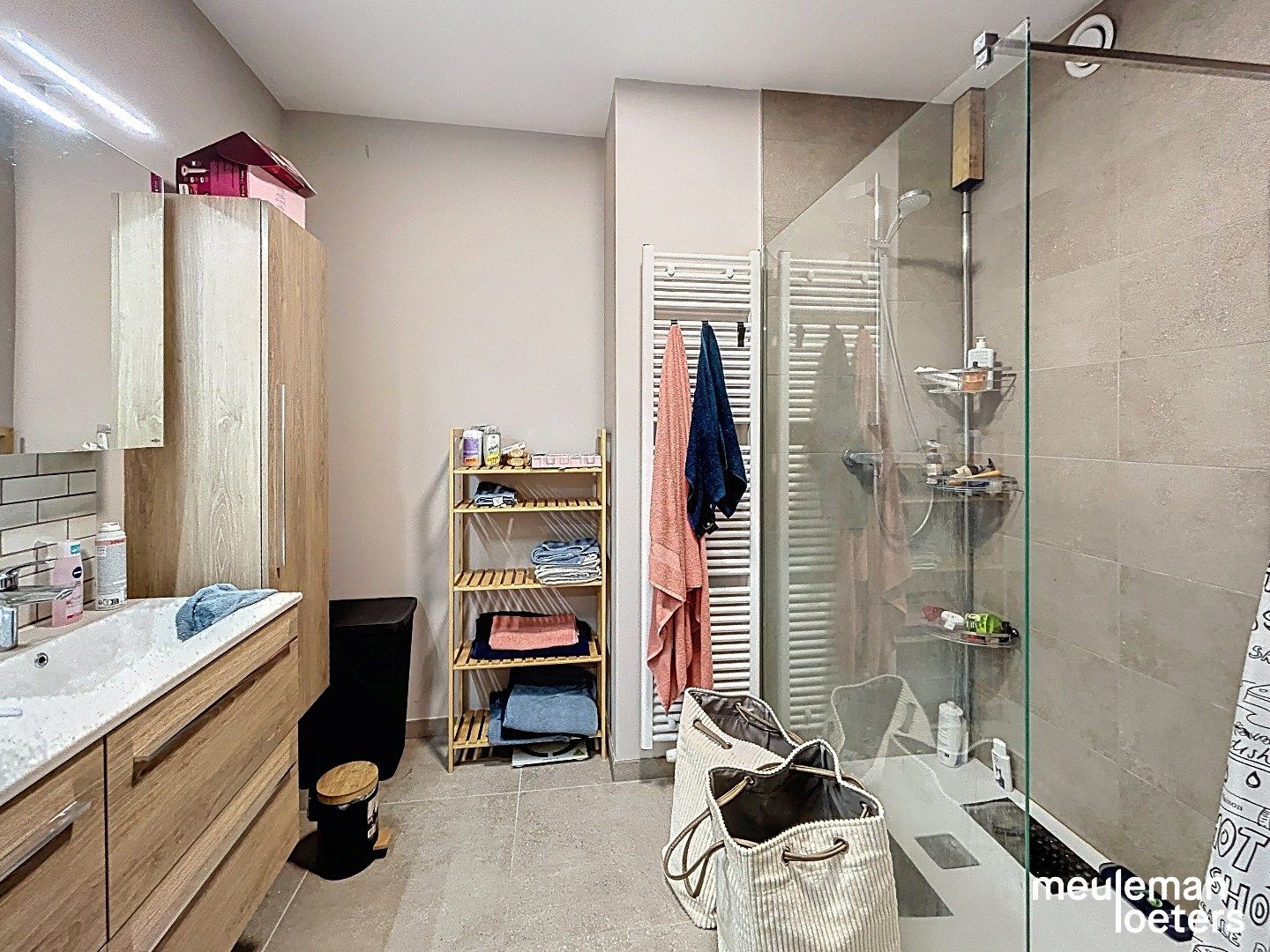 Recent appartement met topafwerking foto 12