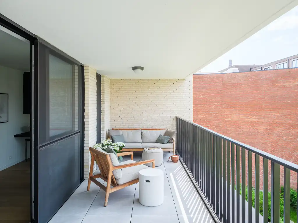 Ruim nieuwbouwappartement met drie slaapkamers en zonneterras. foto 5