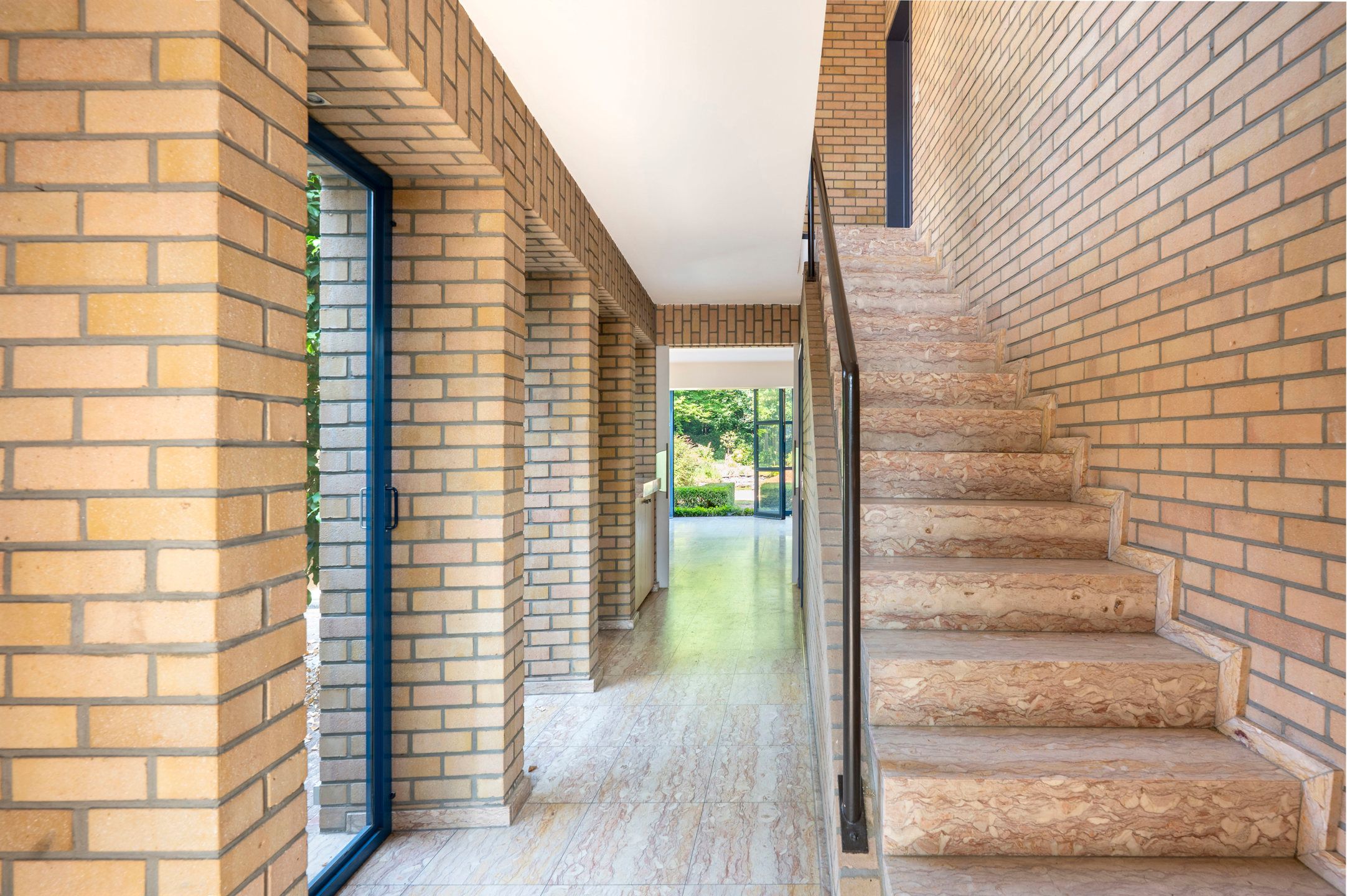 Unieke villa met karakter en potentieel in Elsdonk – Wilrijk foto 4