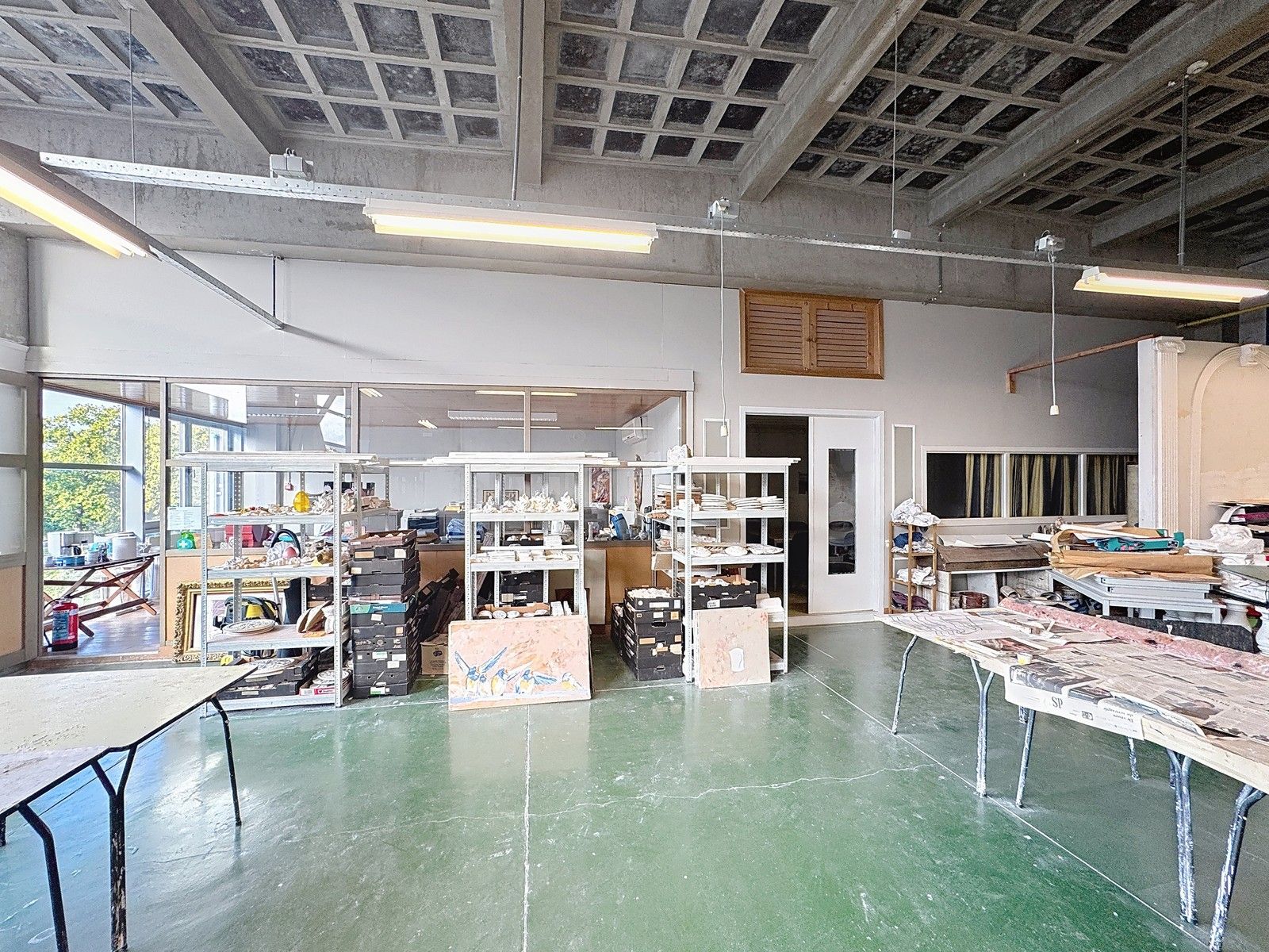 Polyvalente, lichtrijke RUIMTE (450m²) op eerste verdieping met alle voorzieningen (verwarming, sanitair, ...) te 8000 Brugge. Op een boogscheut van het historisch centrum. foto 5