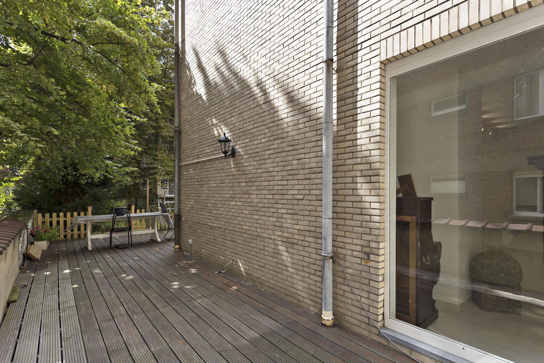 ANTWERPEN-BERCHEM - Ruim 2 slaapkamer appartement  foto 12