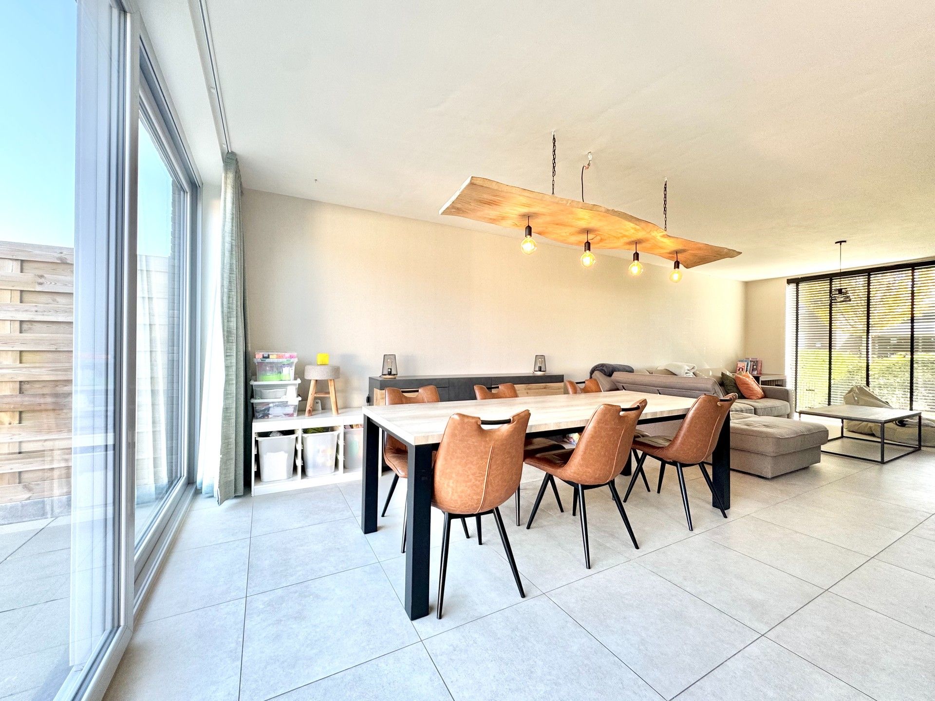 HOB MET 3 KAMERS, TUIN EN CARPORT - 425 m² foto 12