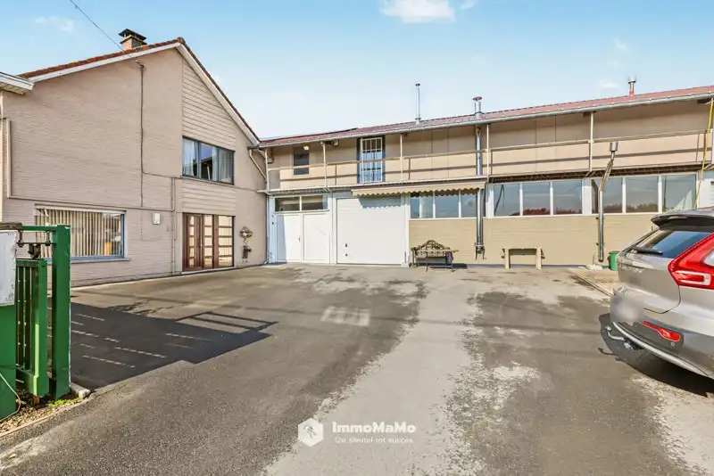 WONING MET 3 SLAAPKAMERS EN RUIME LOODS TE KOOP IN EVERGEM foto 3