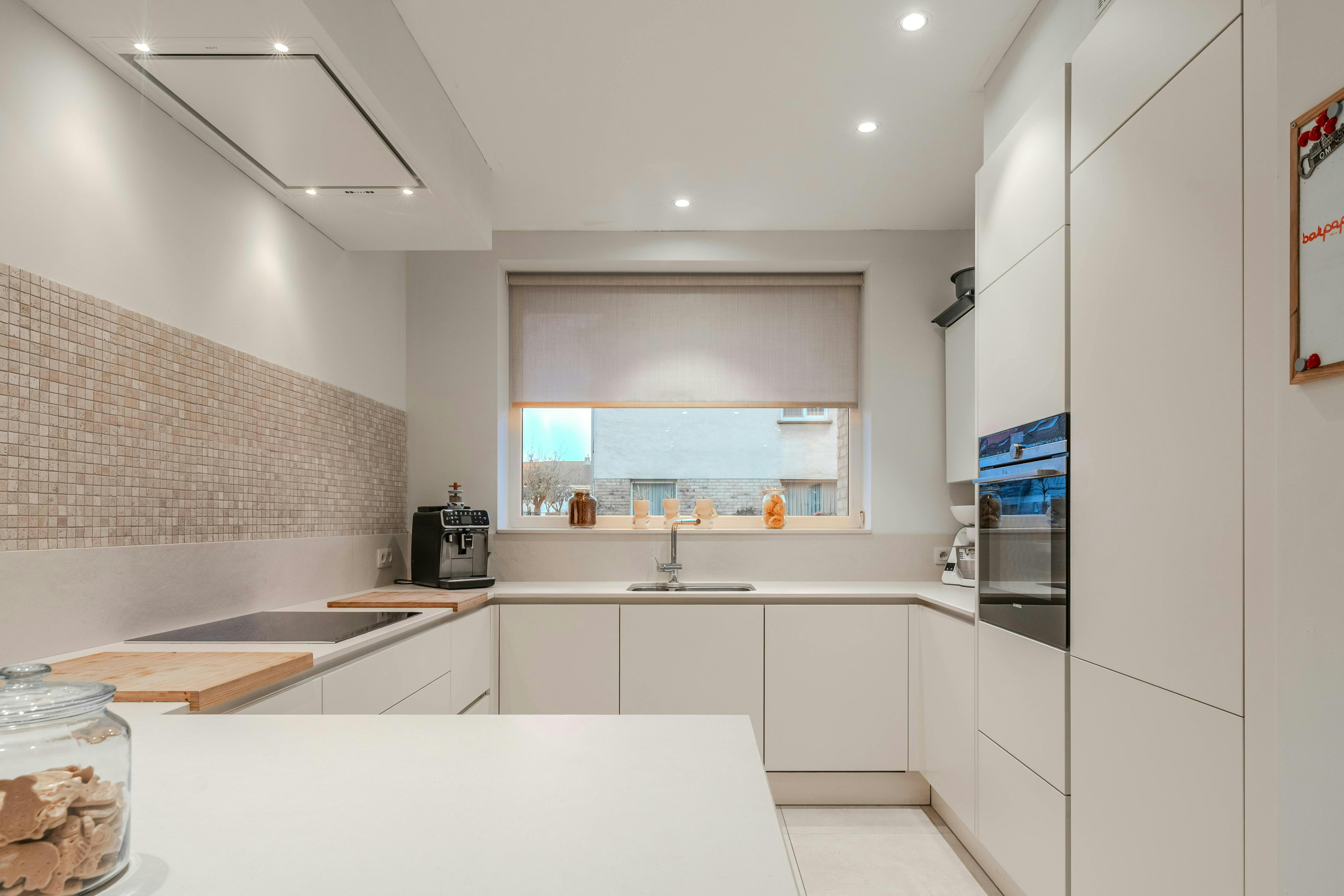 Recente woning met 4 slaapkamers te koop in Knokke-Heist foto 9