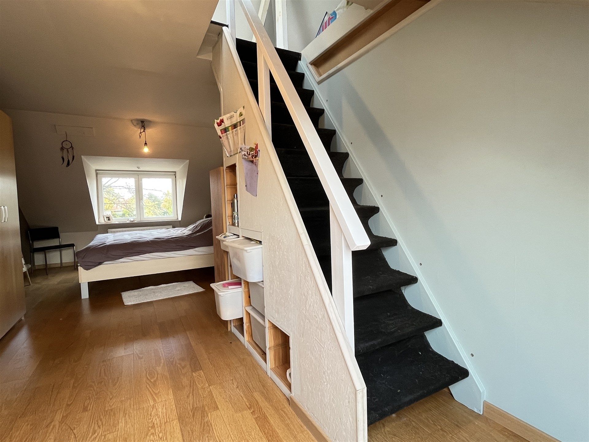 Halfopen bebouwing met garage en tuin foto 15