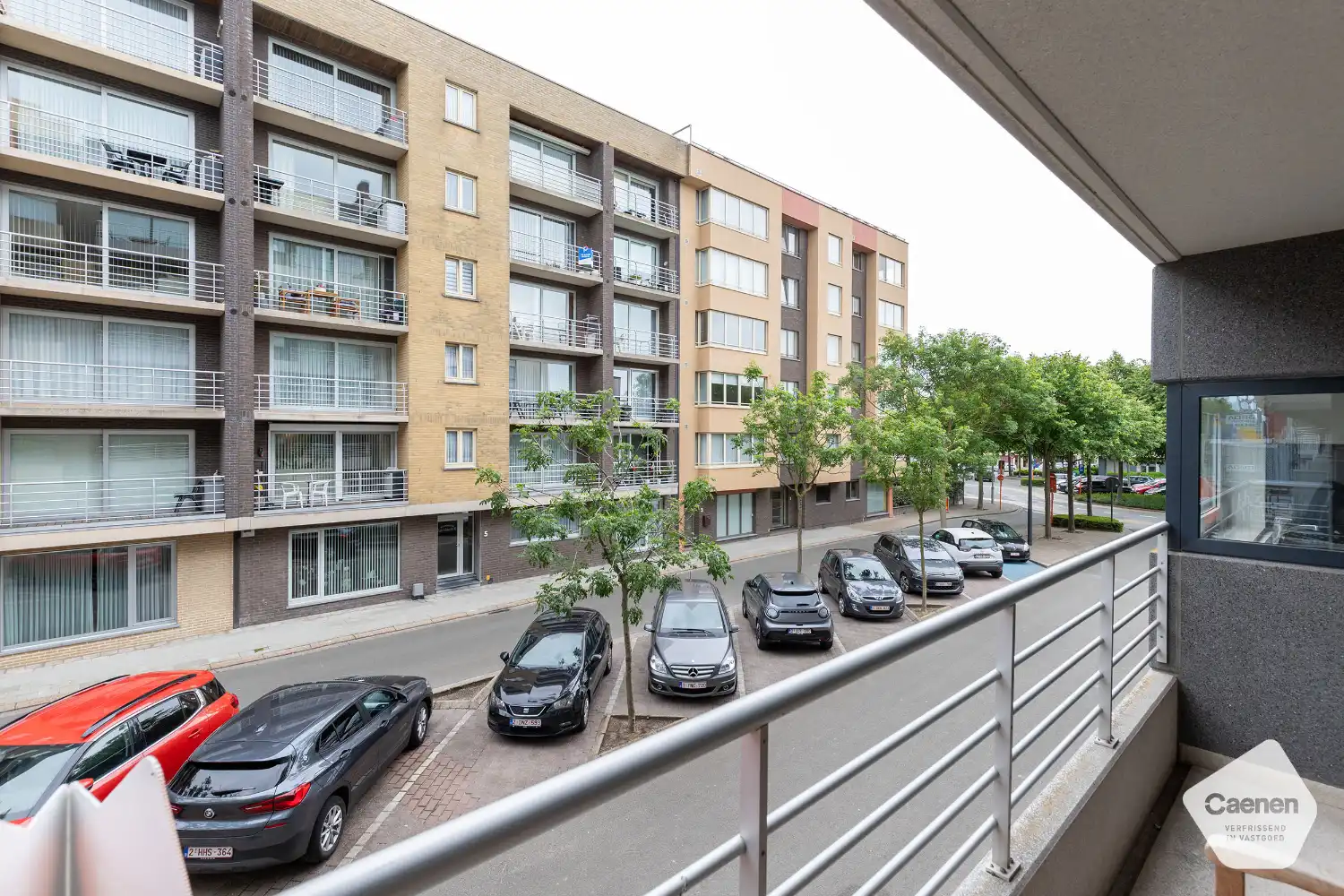 Ruim en instapklaar appartement met aangenaam terras, gelegen op een rustige locatie foto 21