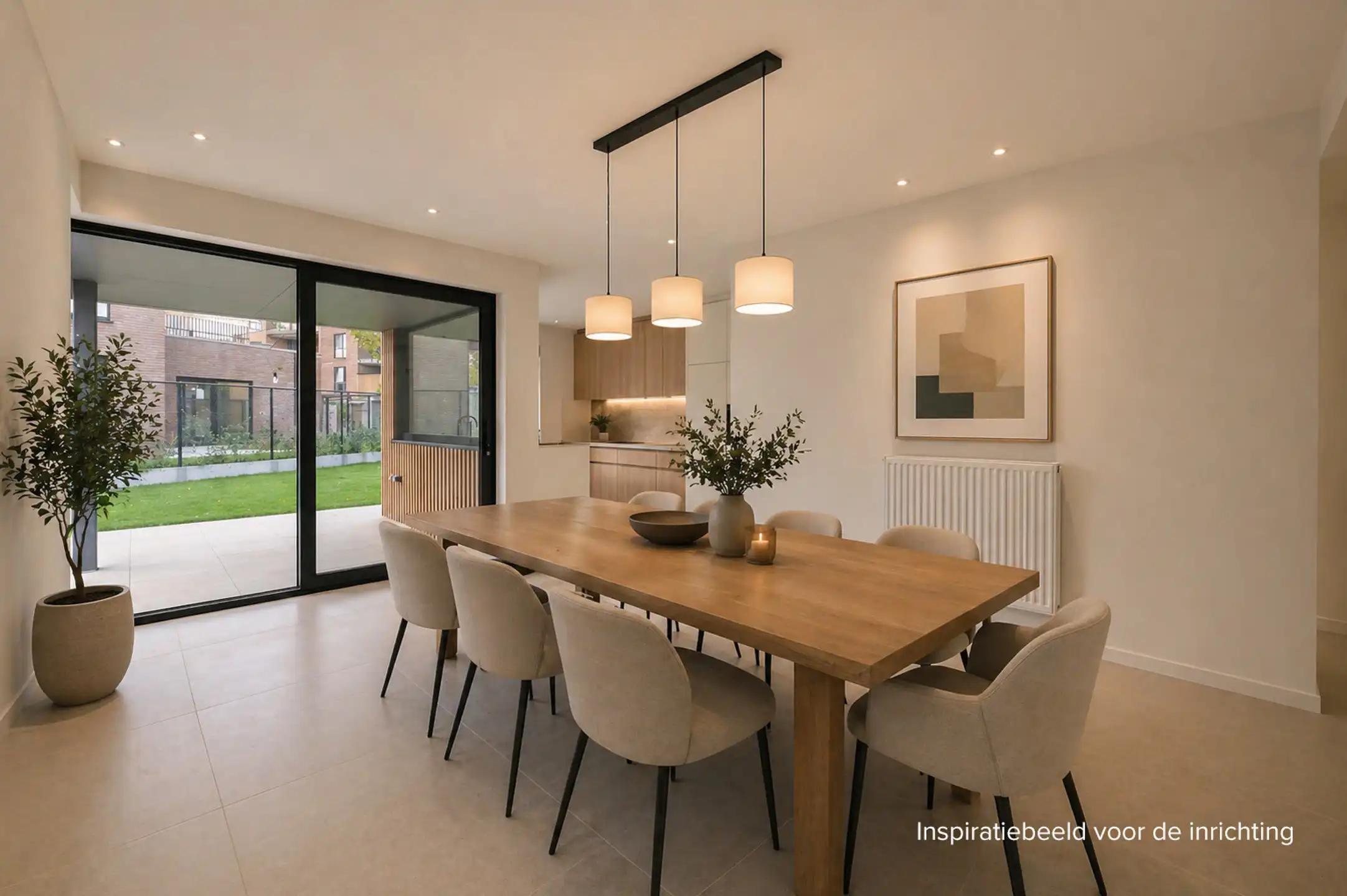 Ruime woning met 4 of 5 slaapkamers en 2 badkamers foto {{pictureIndex}}