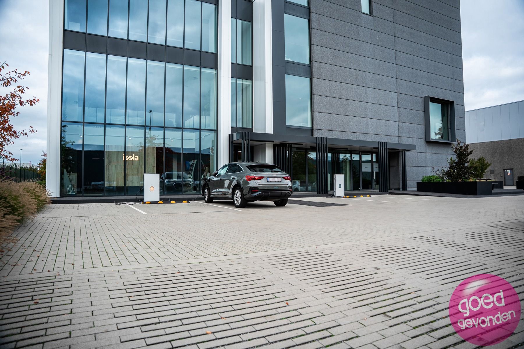 ENERGIEZUINIG KANTOOR - BEMEUBELD - PARKING - TOPLIGGING foto 20