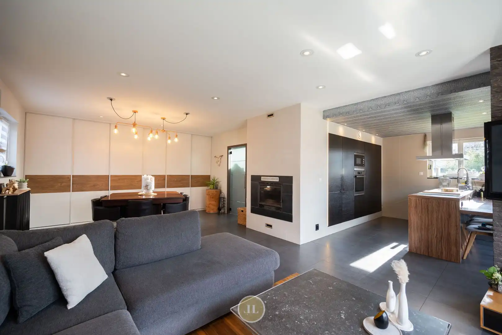 Instapklare villa met 4 slaapkamers op perceel van 1053m². foto 8