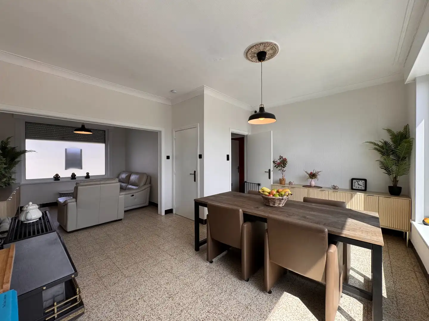 Instapklare gezinswoning met 4 slaapkamers foto 3