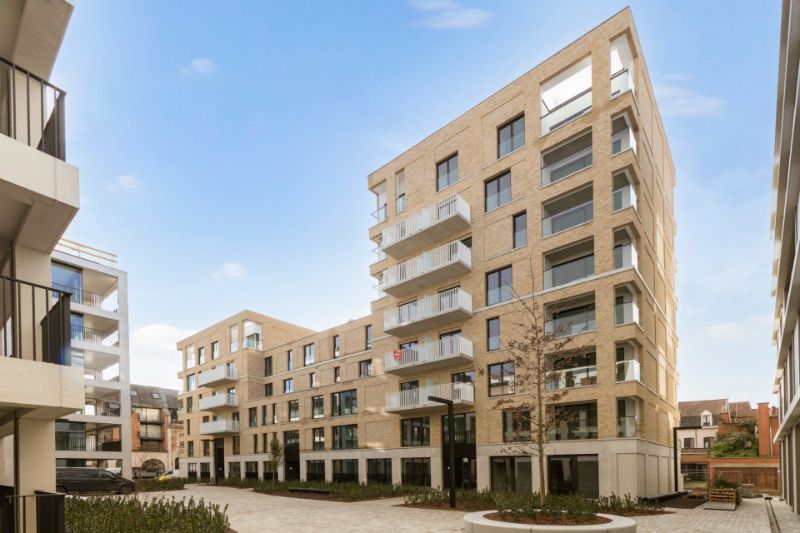 Te koop Roeselare : nieuwbouwappartement in het hart van Roeselare, 2 slpks, terras foto {{pictureIndex}}