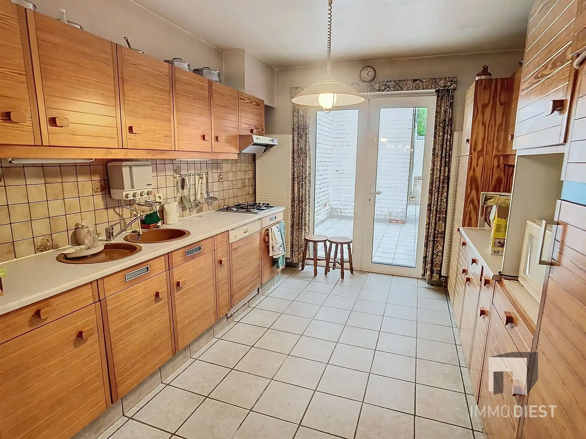 Herenwoning met naastliggend werkhuis/aterlier/kantoor/... foto 16