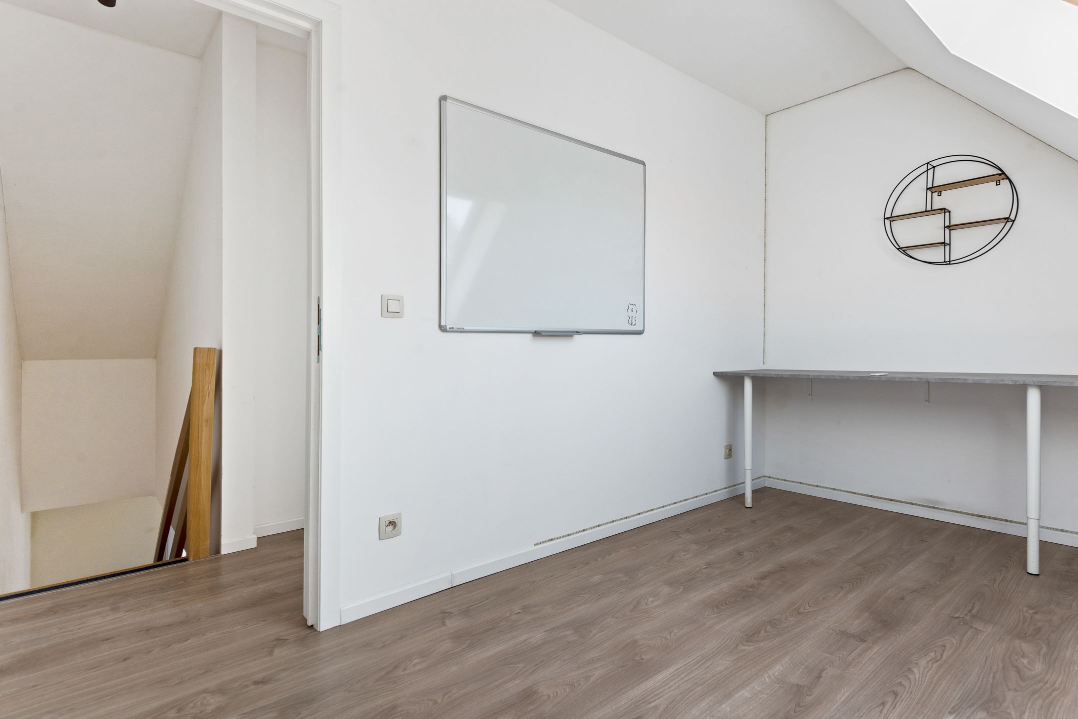 Recente drie-slaapkamerwoning te Boom foto 16