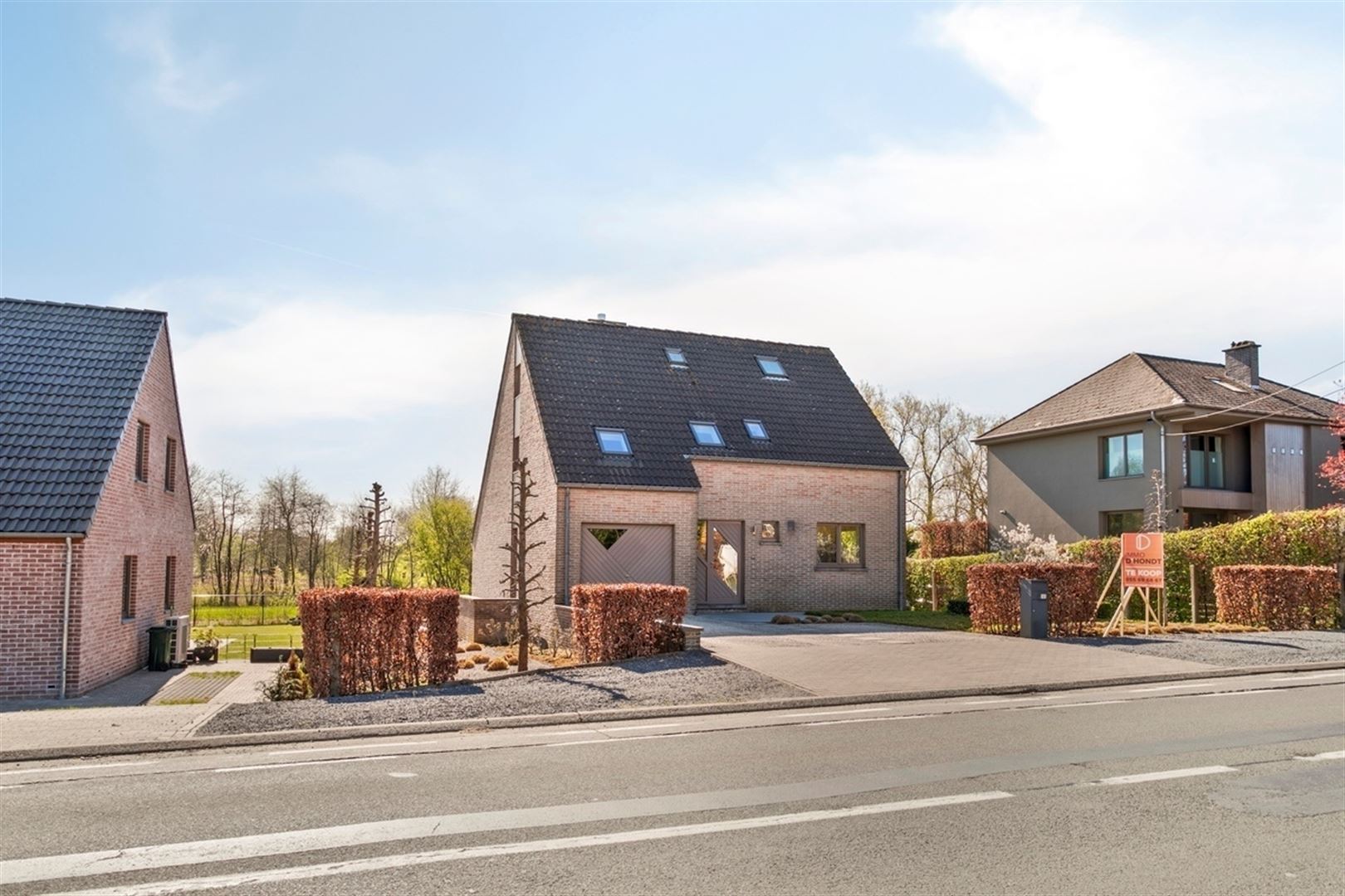 Instapklare mooi gelegen woning in deelgemeente Bevere foto 5