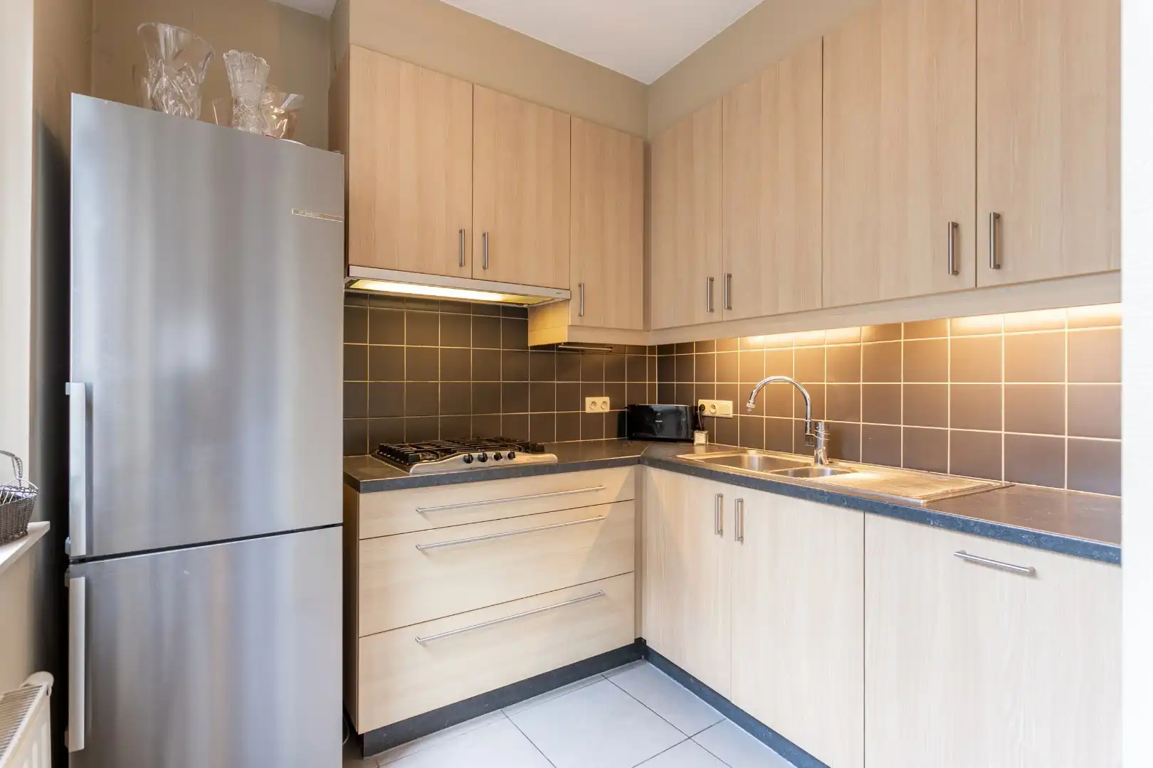 Handelspand met woonst te Halle centrum foto 17