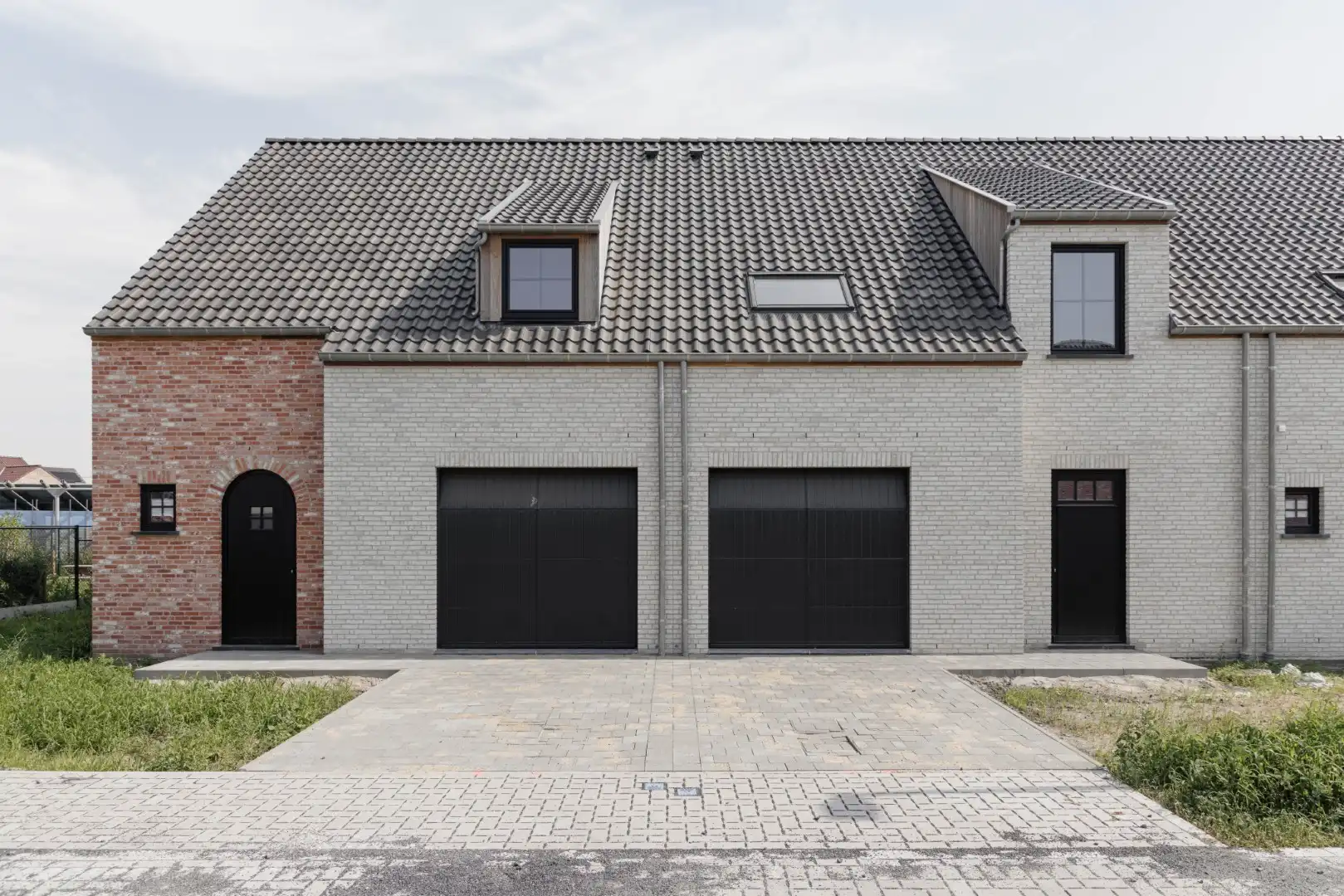 Ruime energiezuinige woning in groene wijk foto {{pictureIndex}}