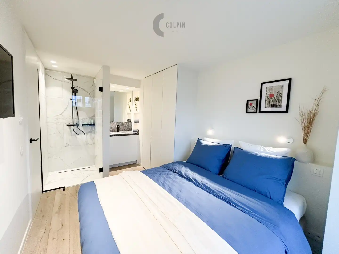 Mooi gerenoveerde penthouse met zijdelings zeezicht foto 7