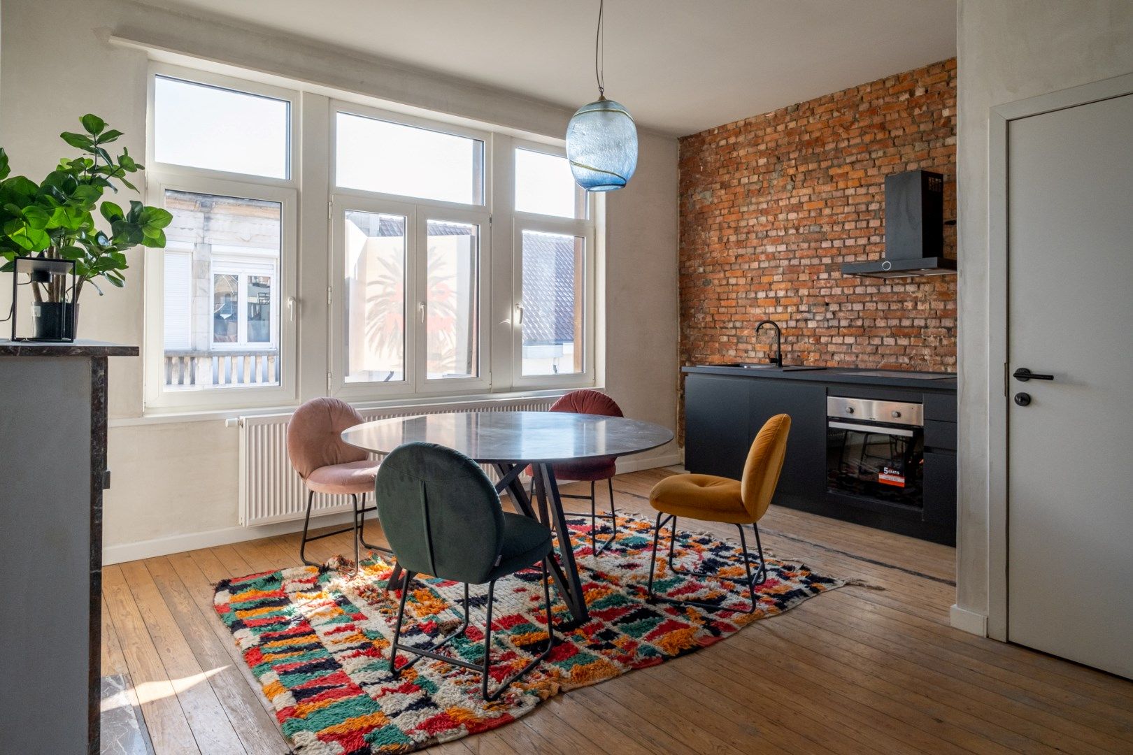 Charmant duplex appartement in authentiek gebouw foto {{pictureIndex}}