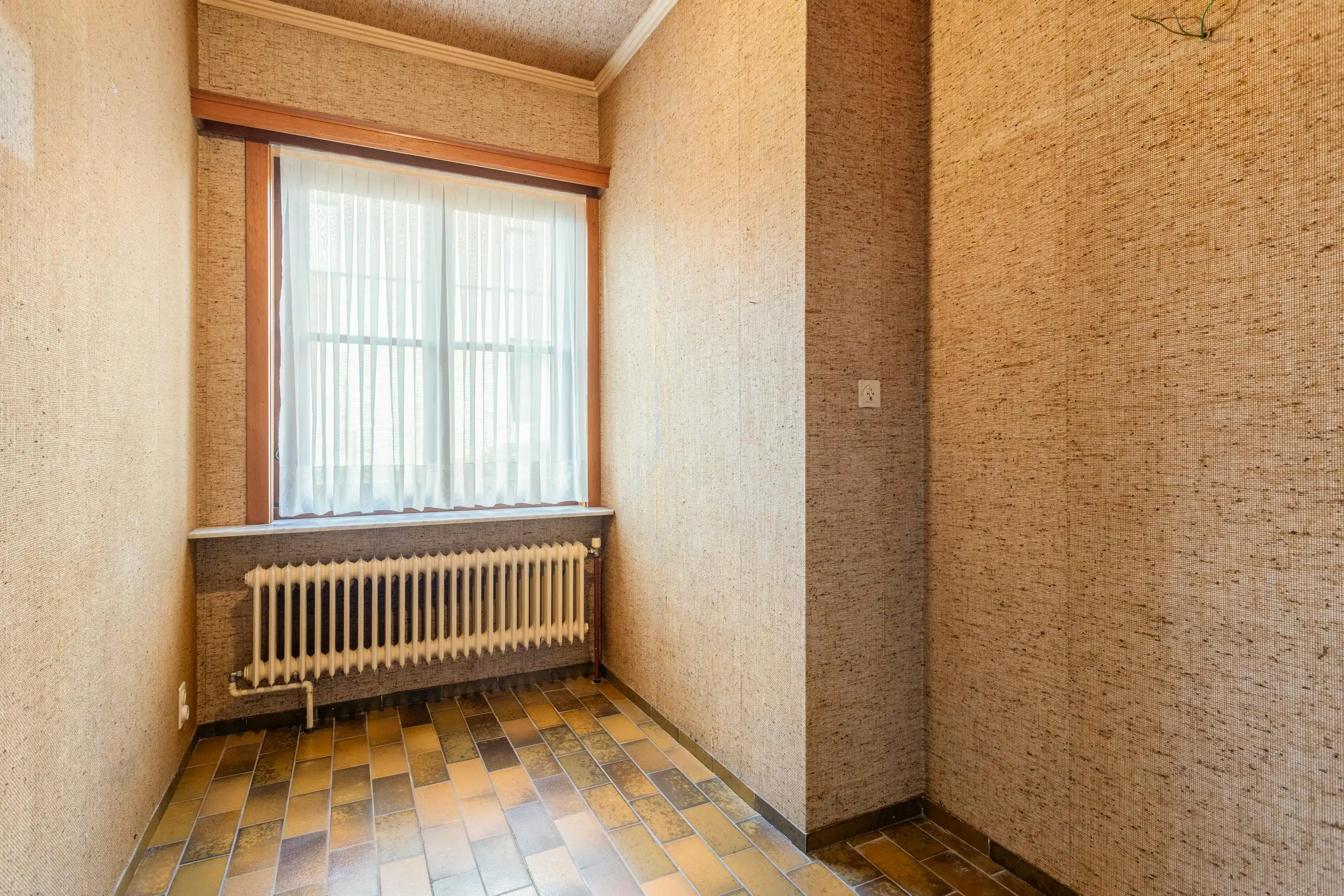Ruime statige woning met mogelijkheden te koop in Deerlijk foto 16