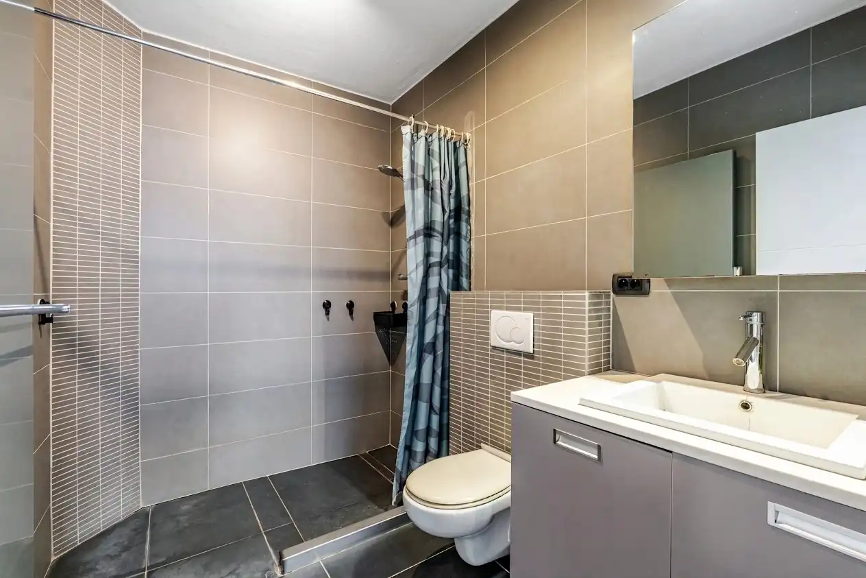 Moderne villa op riant perceel met verwarmd zwembad te Zonhoven foto 23