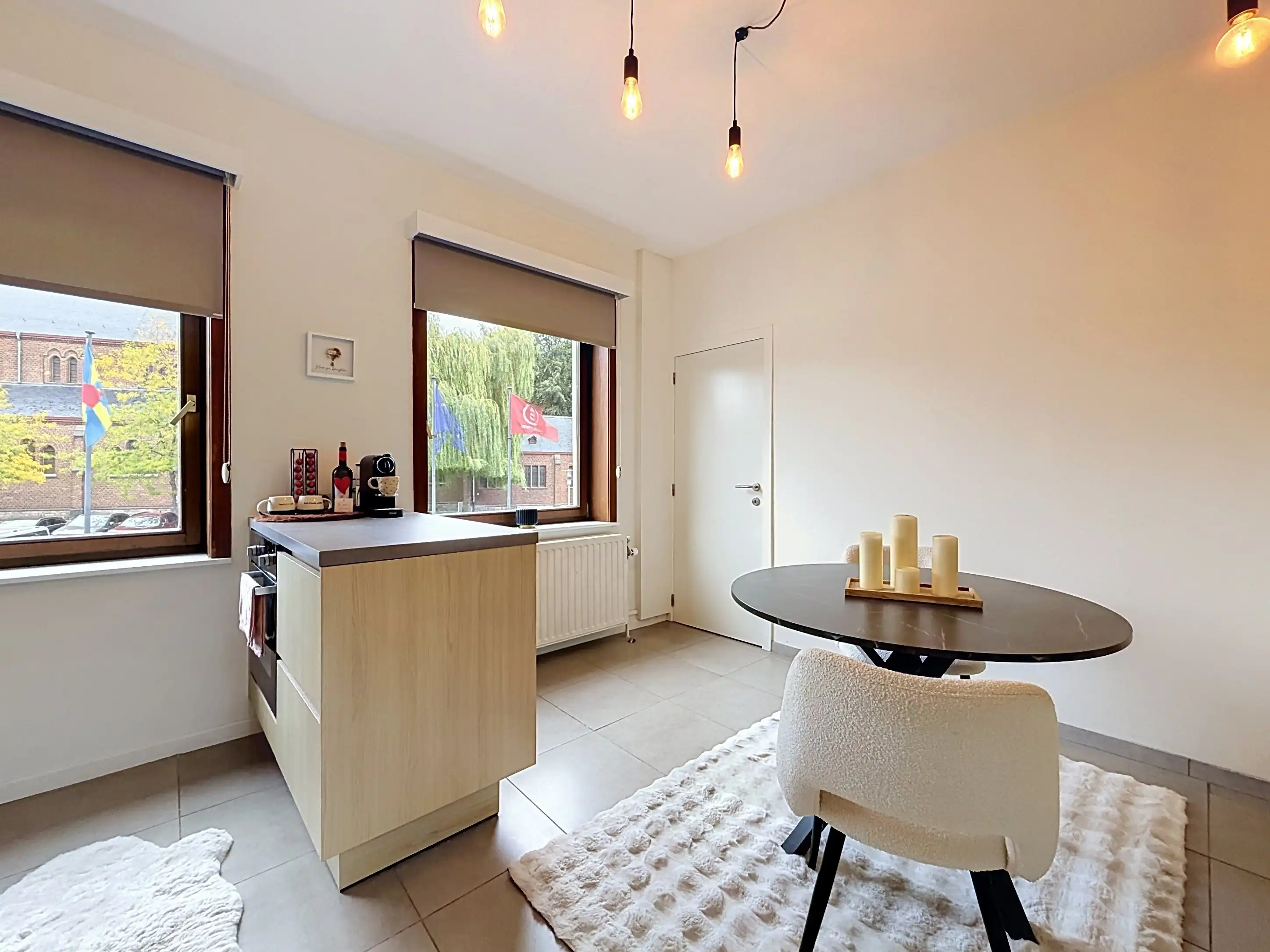 Stijlvol appartement te koop in Marke met 2 slaapkamers, moderne keuken en een ruime woonkamer! foto 3