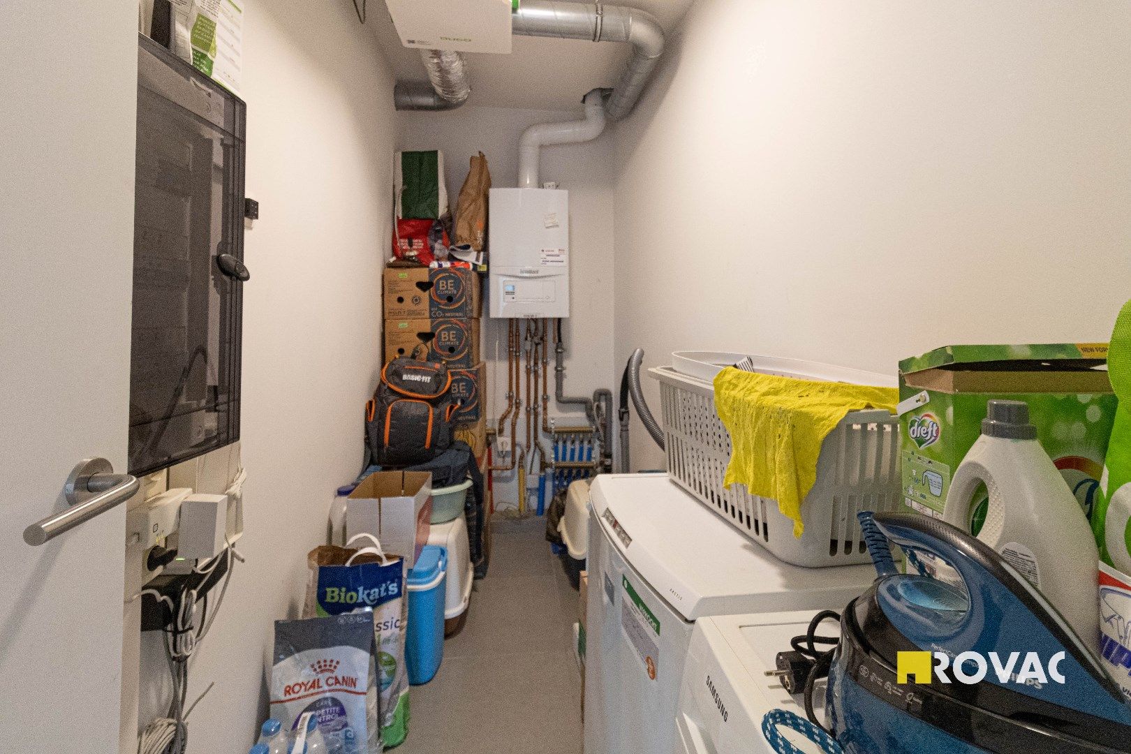 Rustig gelegen en instapklaar nieuwbouwappartement (93 m²) met ruim zonneterras (30 m²) en private autostaanplaats! foto 10