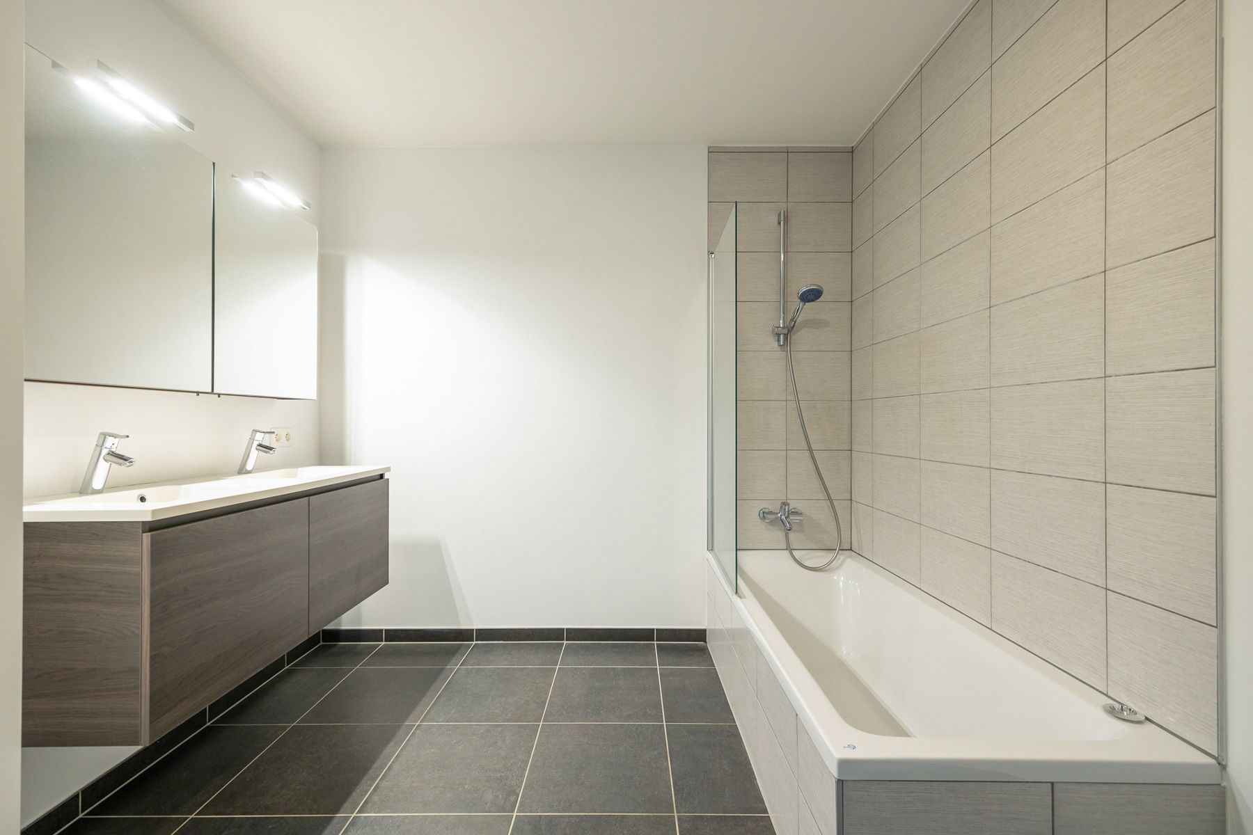 Energiezuinig appartement met 2 slaapkamers in het centrum van Merksplas. foto 9