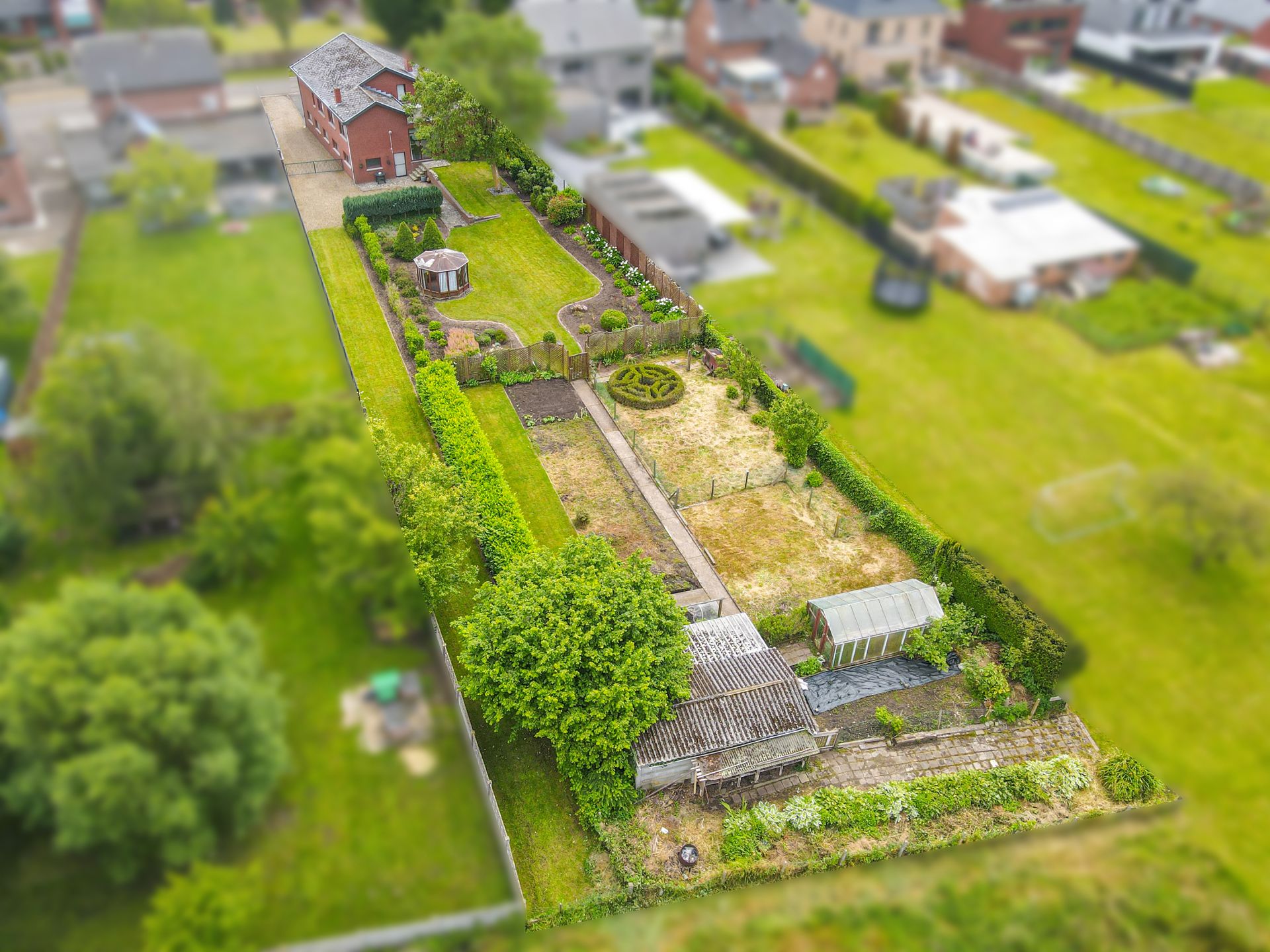 Ruime woning met 5slpk + groot perceel in bosrijke omgeving! foto 55