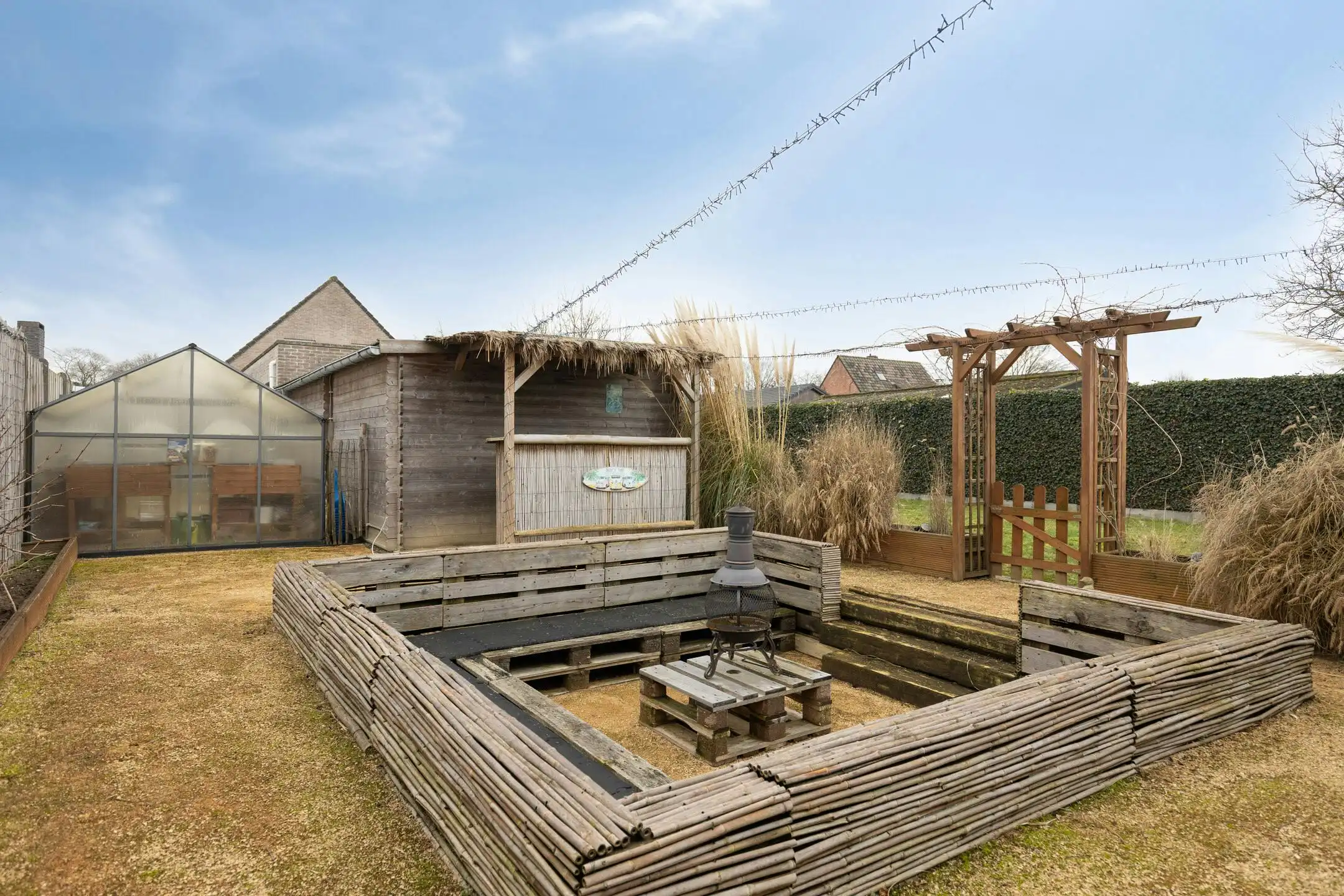 Vrijstaande woning te koop te Essen! foto 54