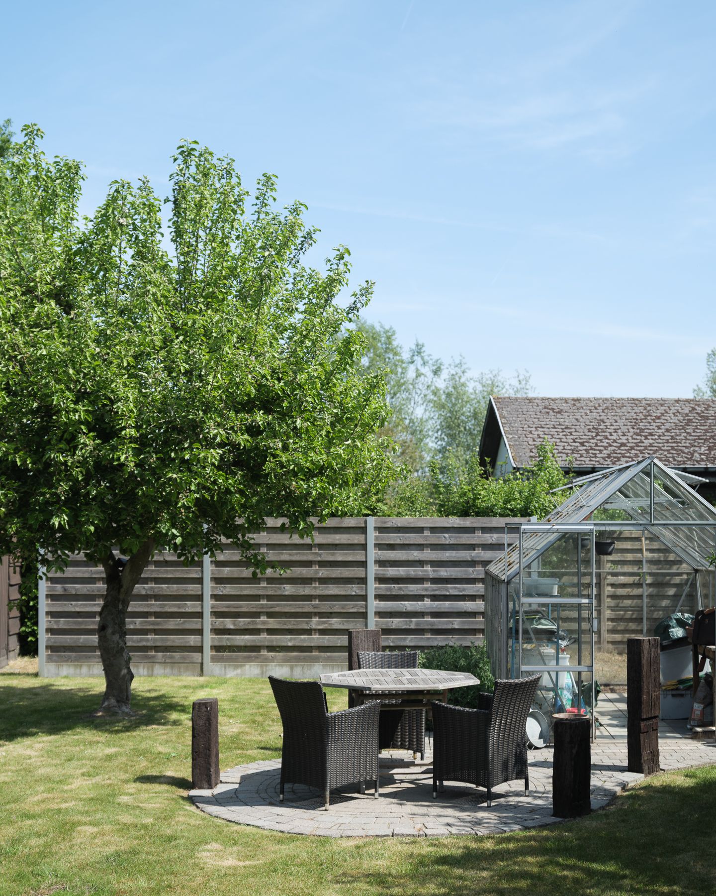 Charmante woning met zonnige tuin in het groene Drongen foto 19