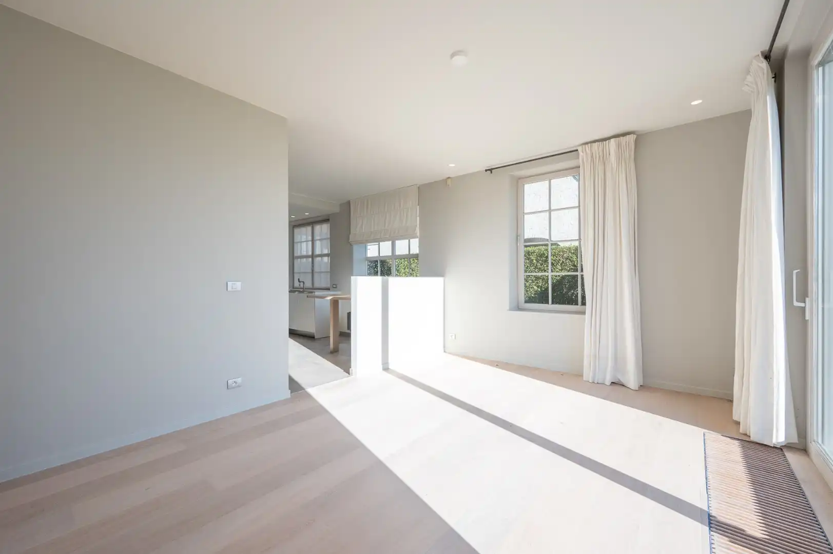 Exclusieve alleenstaande villa met panoramisch zicht over de Polders foto 7