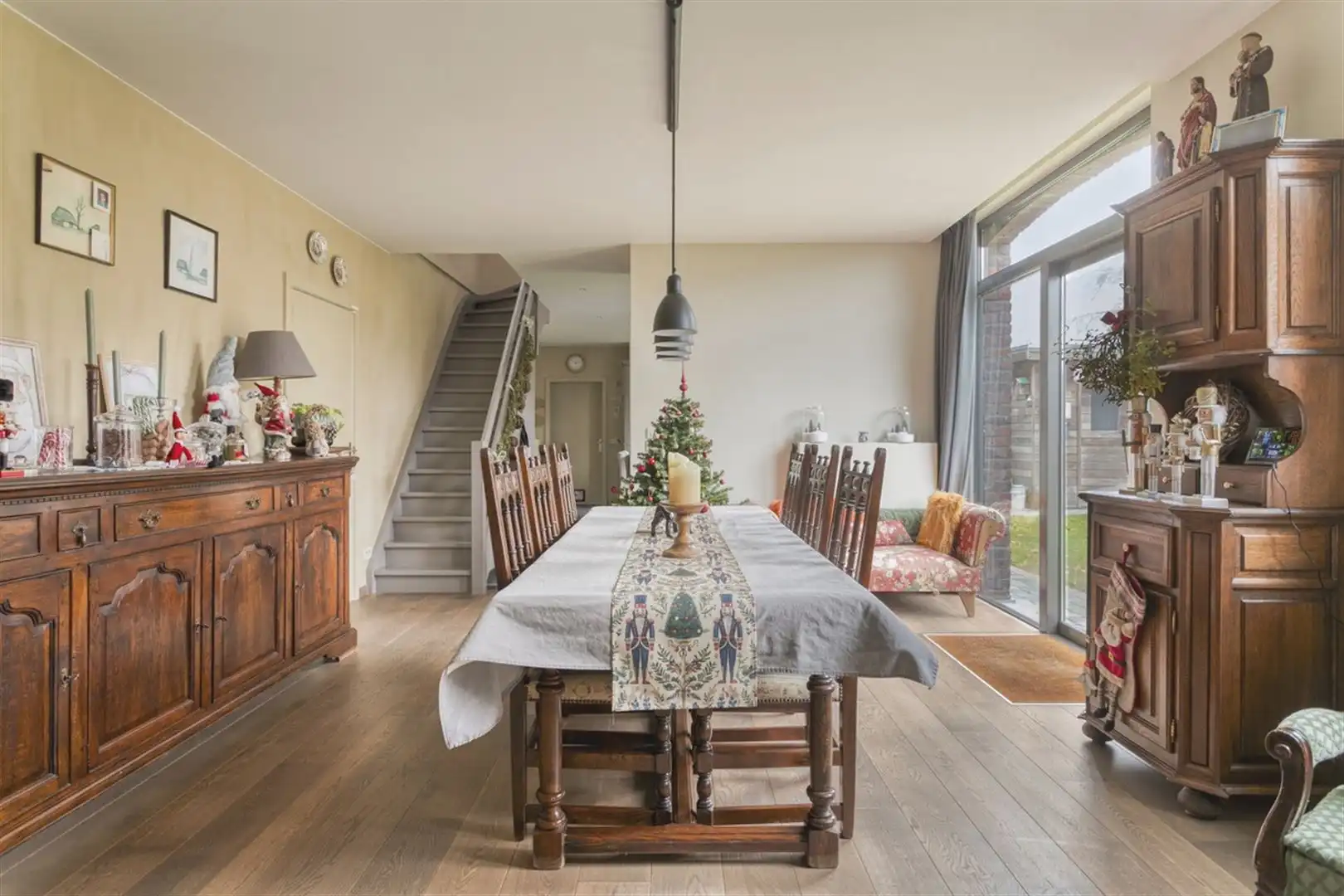 Commercieel gebouw met woonst foto 21