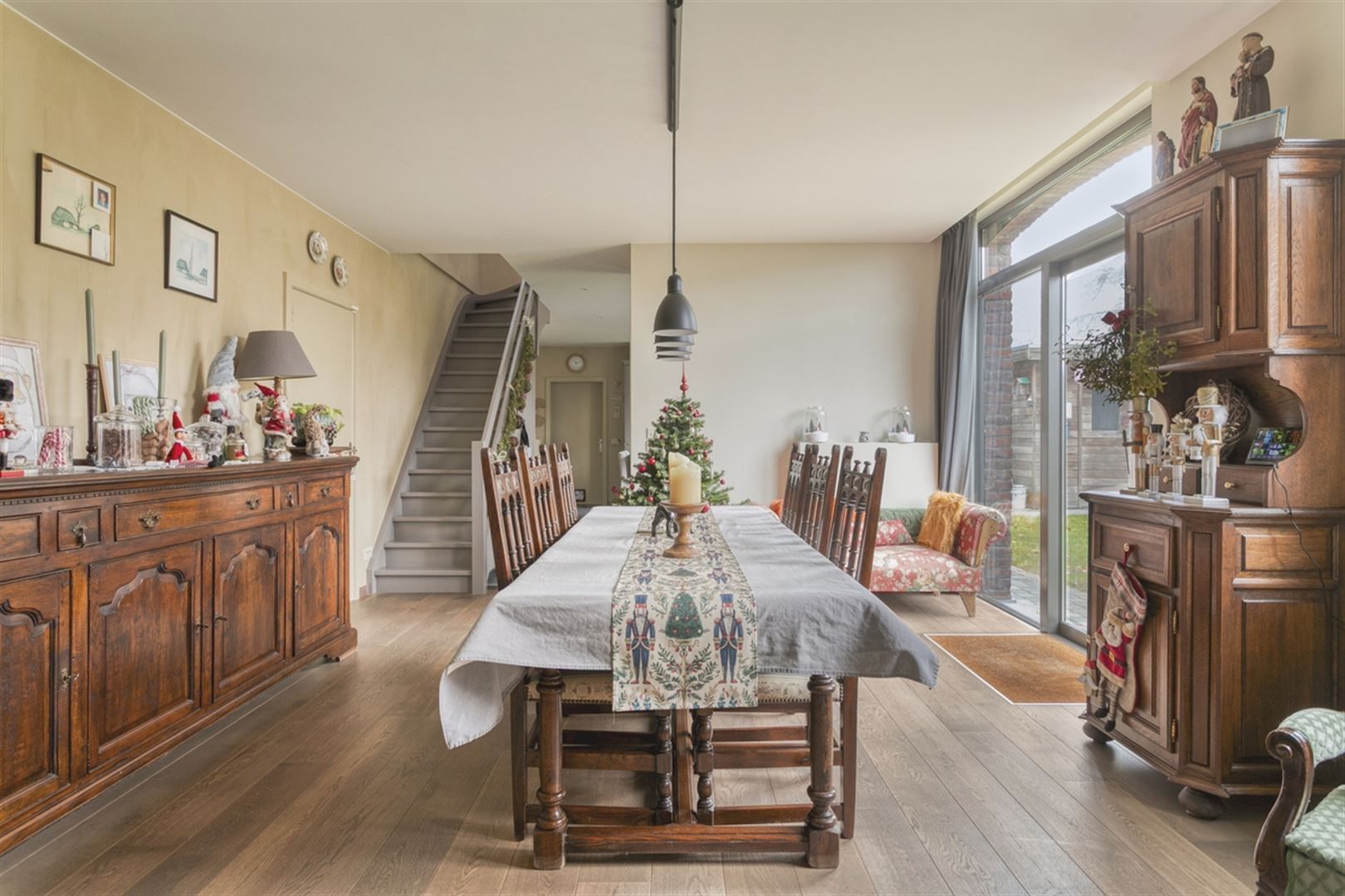 Commercieel gebouw met woonst foto 21