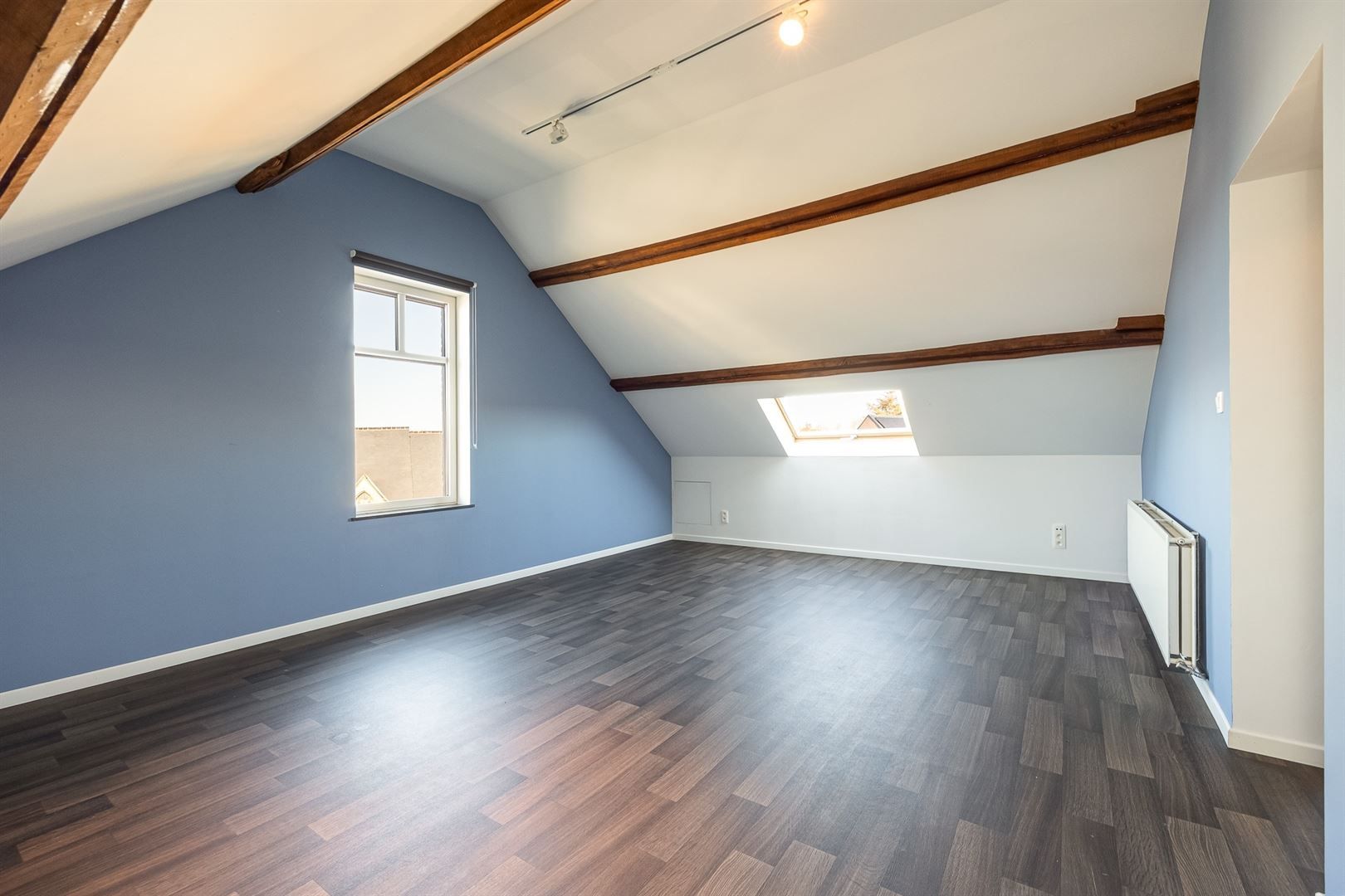 Exclusief landhuis met multifunctioneel bijgebouw foto 14