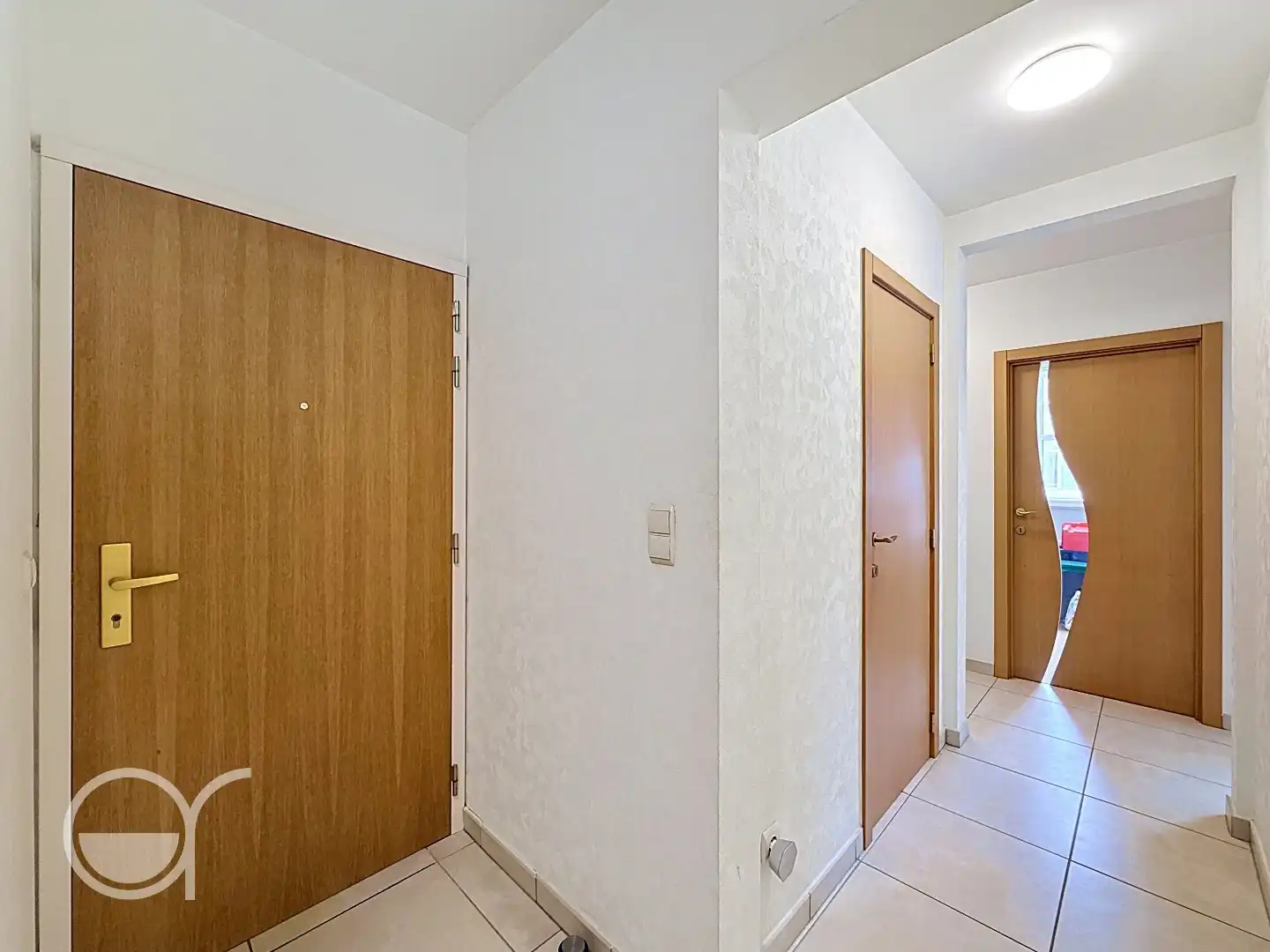 Ruim appartement met terras, zicht op de Leie en twee autostaanplaatsen foto 7