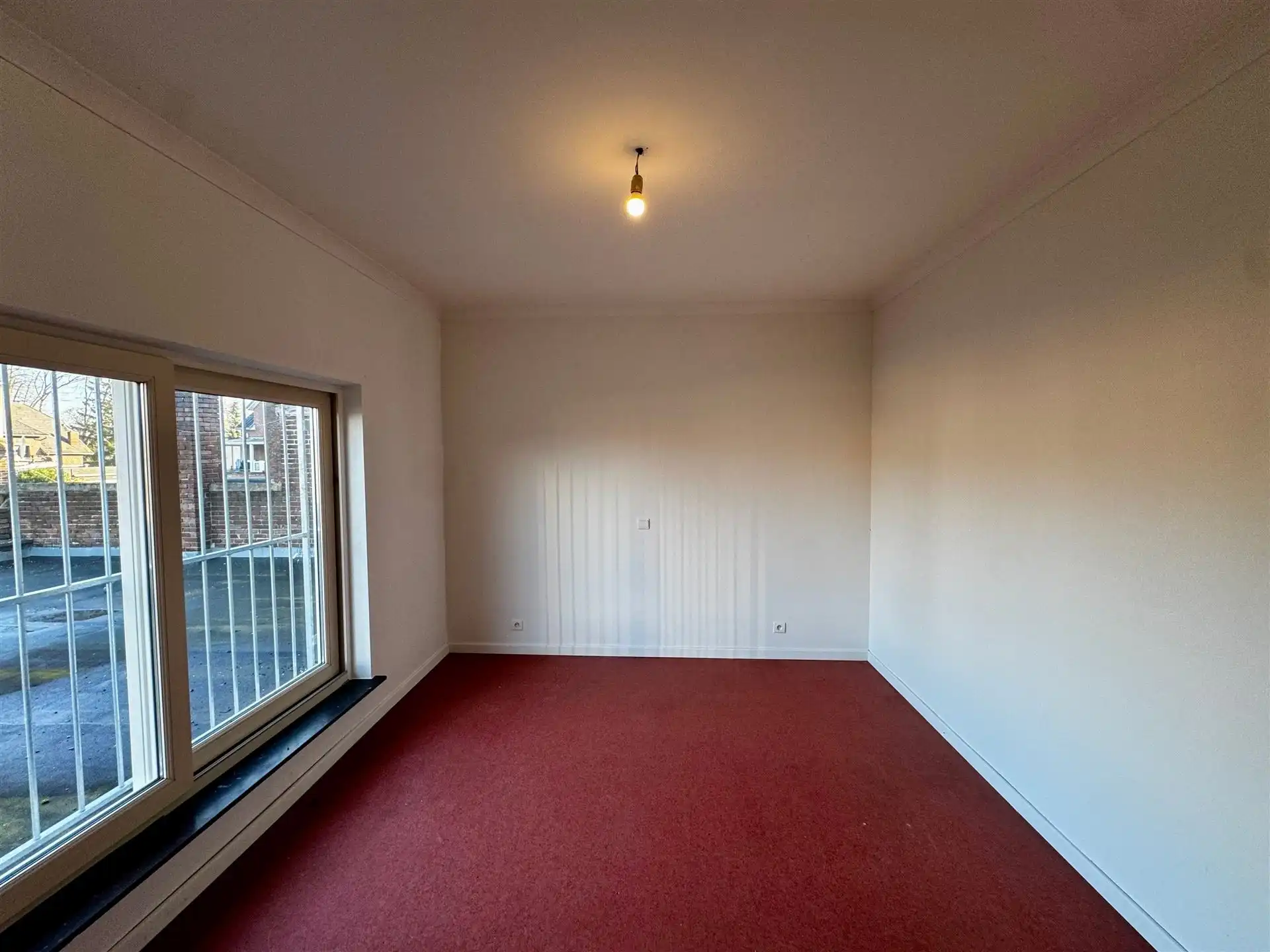 Opbrengsteigendom: handelspand met 2 appartementen  foto 23