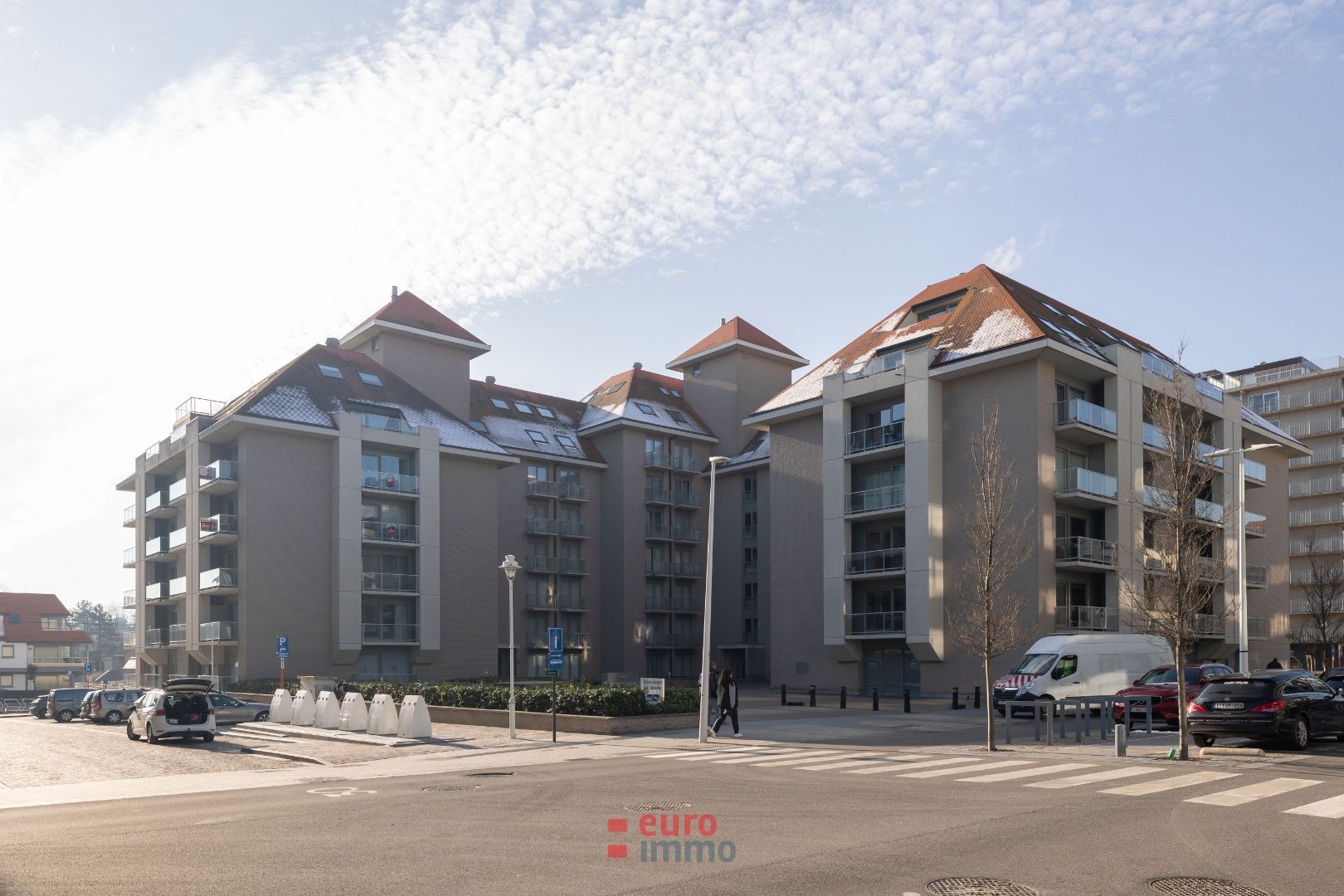 Hoekappartement met 3 zijden in de statige residentie Bernardus foto {{pictureIndex}}