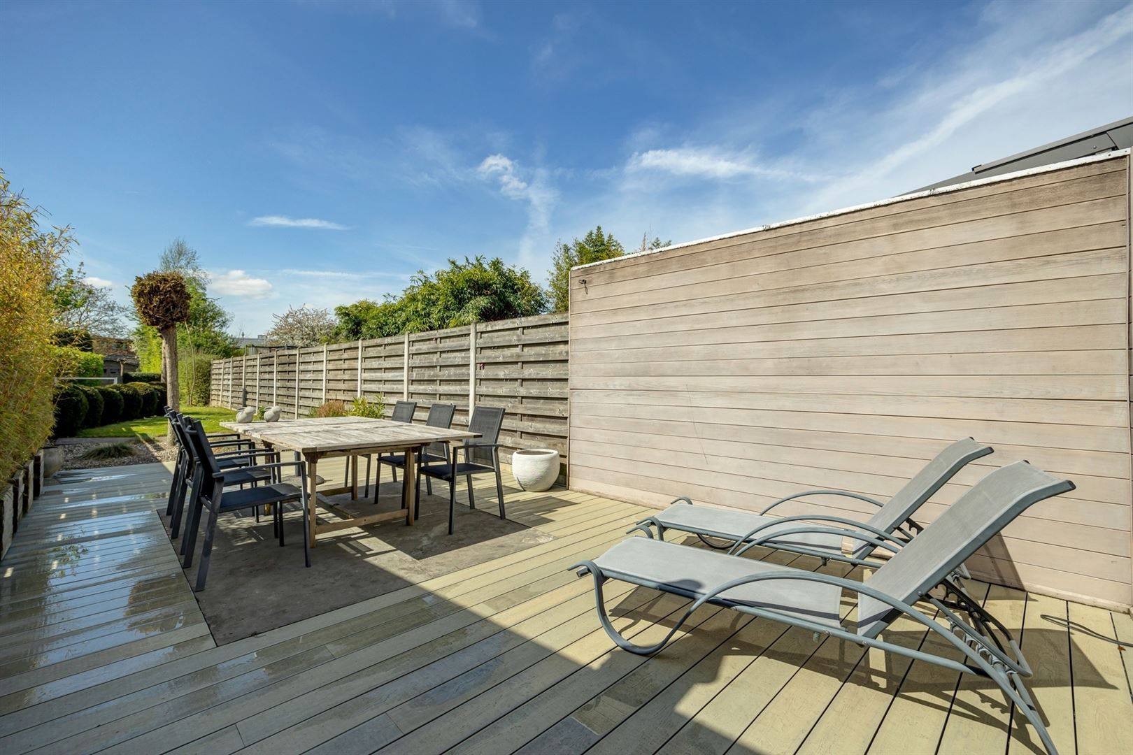 Goed onderhouden ruime stadswoning met grote tuin foto 16
