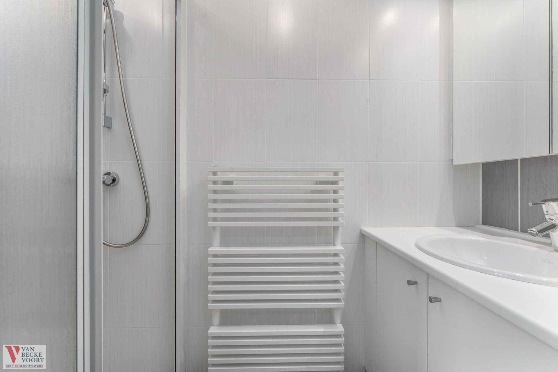 3-slaapkamer appartement met royale indeling foto 10