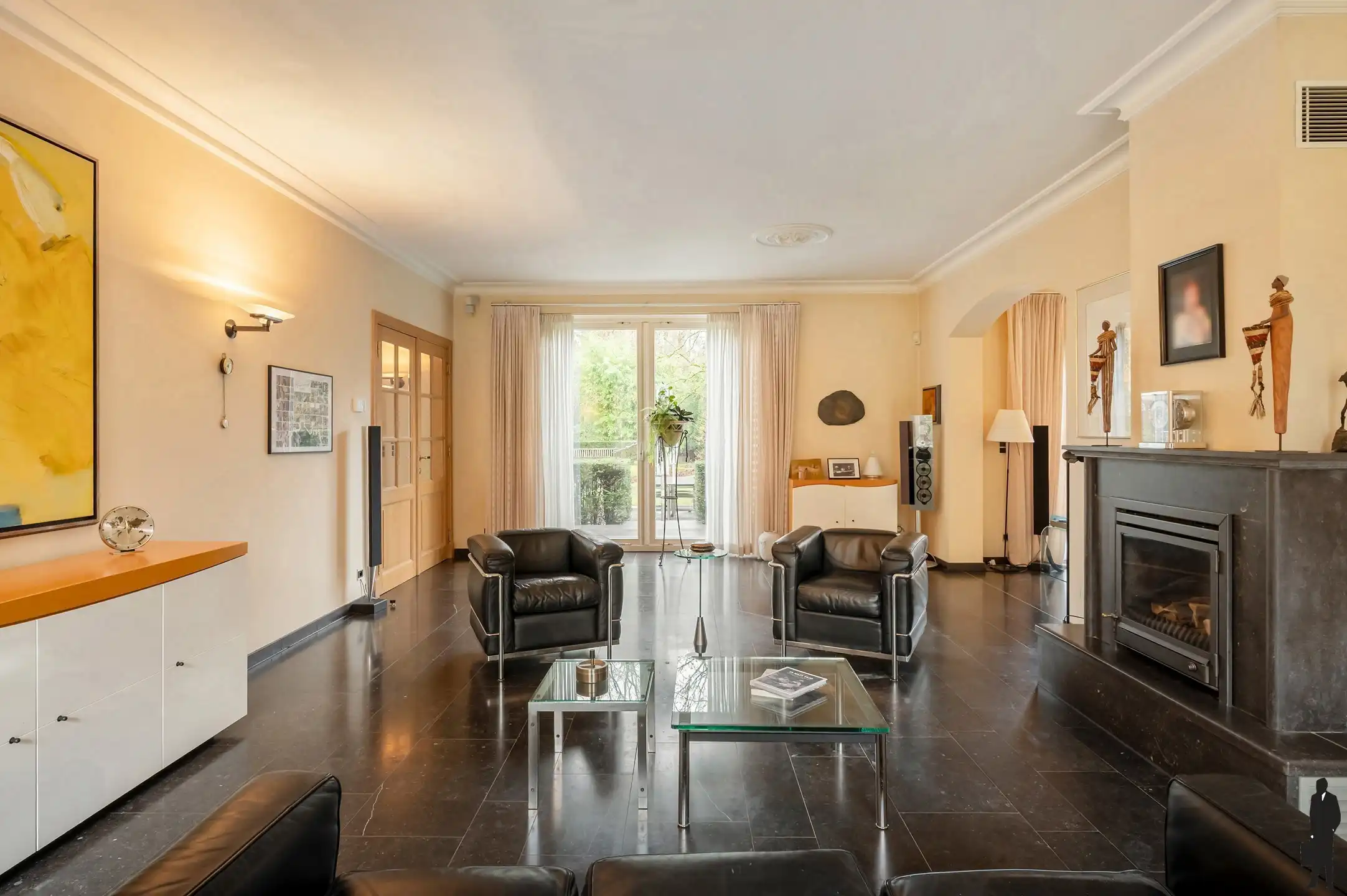 Op absolute toplocatie gelegen villa! foto 5