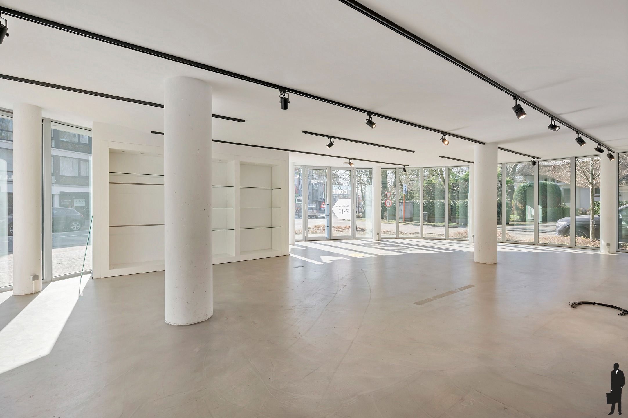 Handelsglv van ca. 327m² in het centrum van Brasschaat ! foto 6