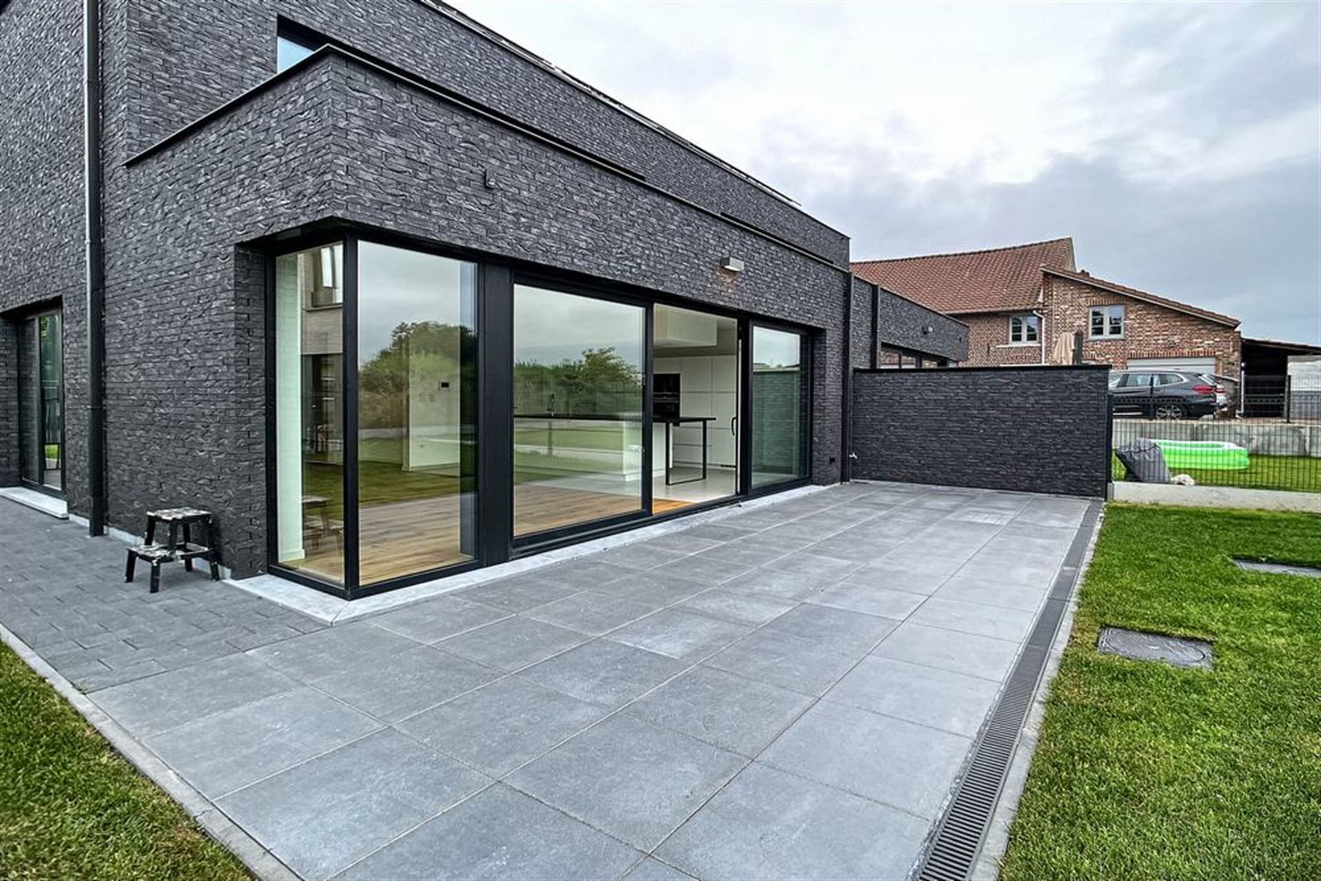 Moderne villa met 5 slaapkamers foto 39