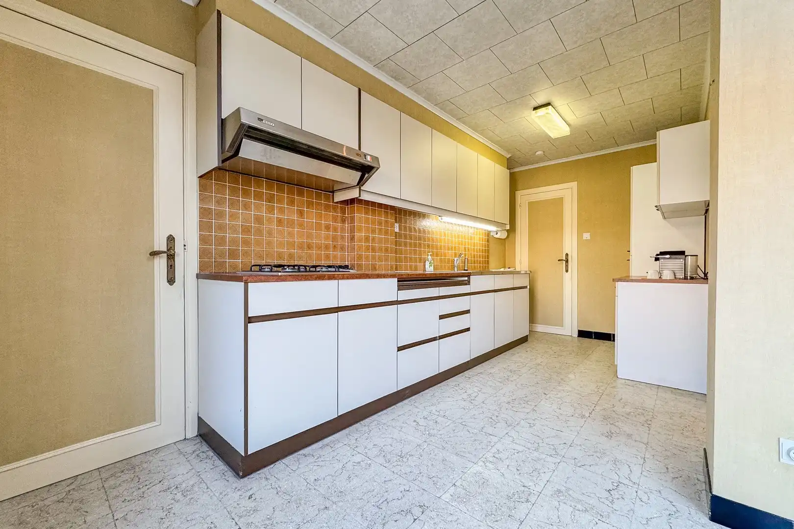 Rustig gelegen woning met garage te Kachtem foto 12