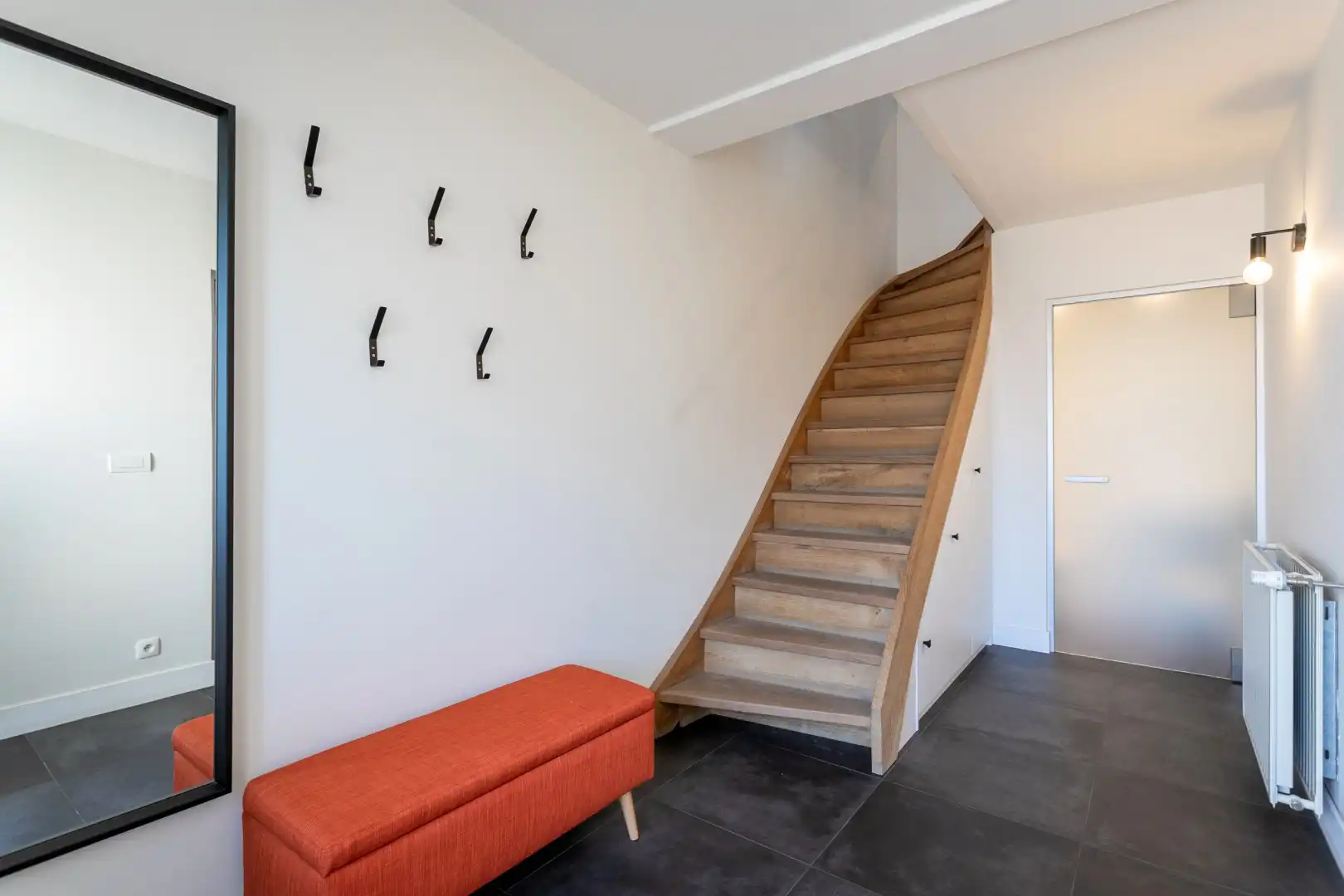 Bel-étage te koop met 3 slpks, terras en garage foto 2